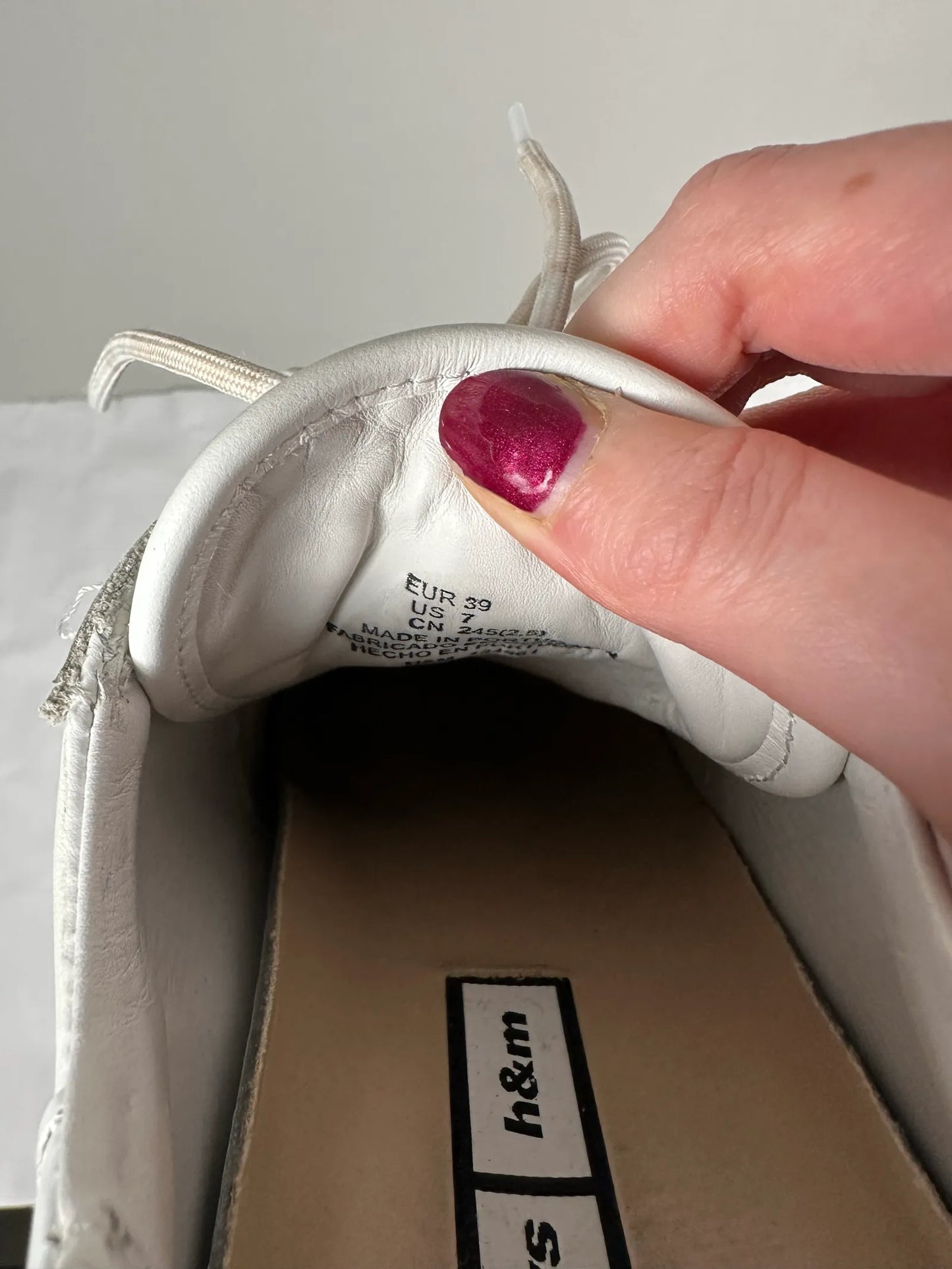 H&M X Collab-skinnsneakers