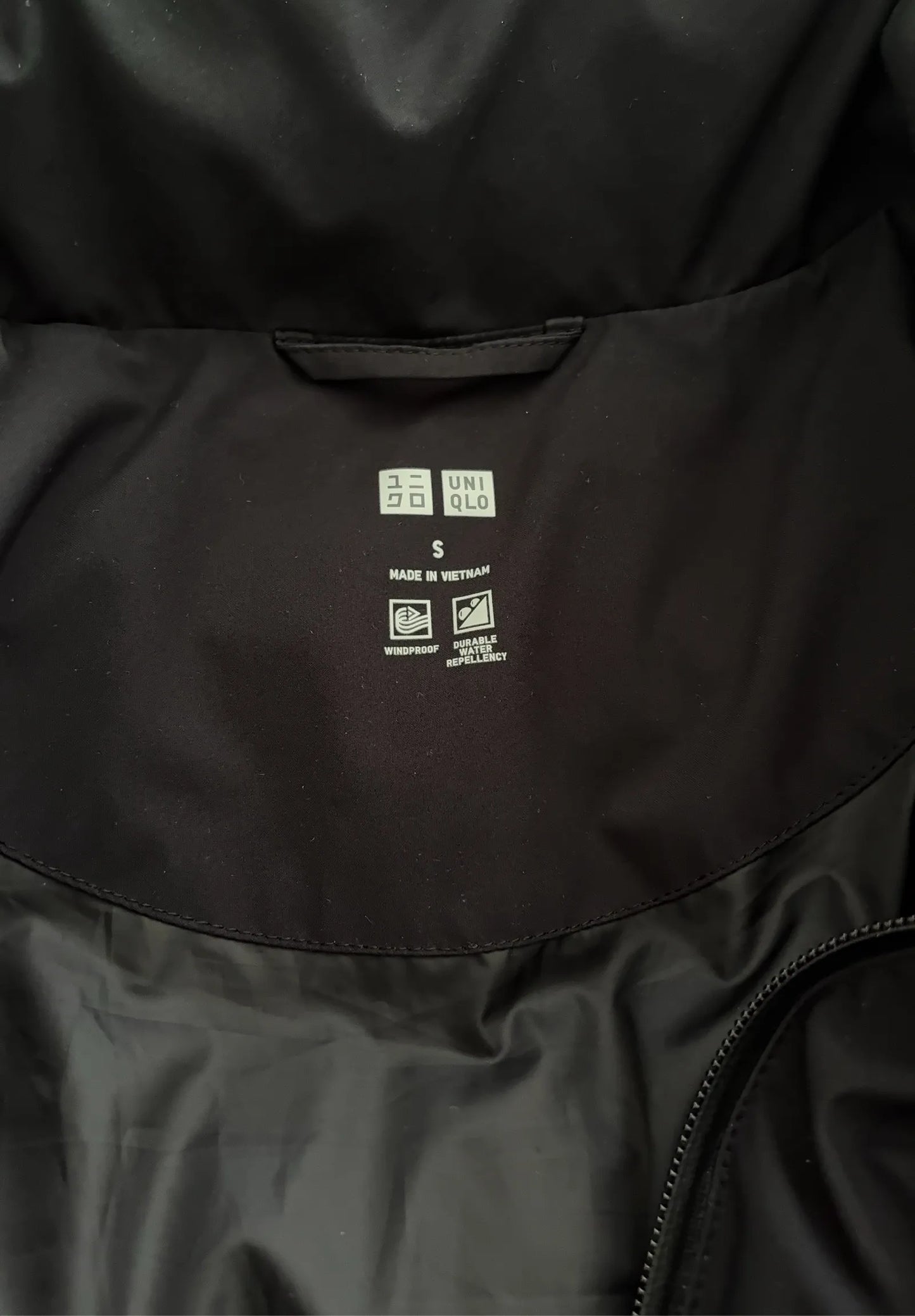 Uniqlo Seamless Short Puffer jacket