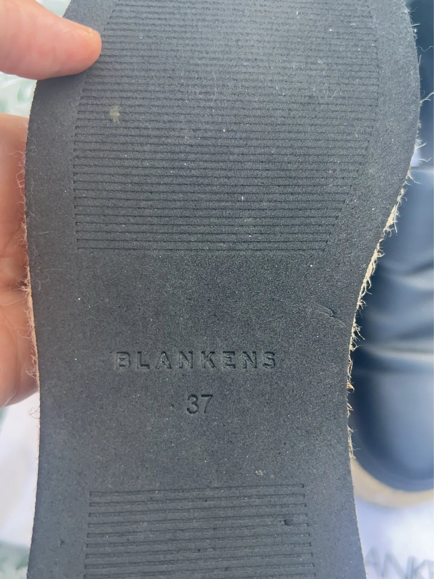 Blankens The Capri Black-skinnskor