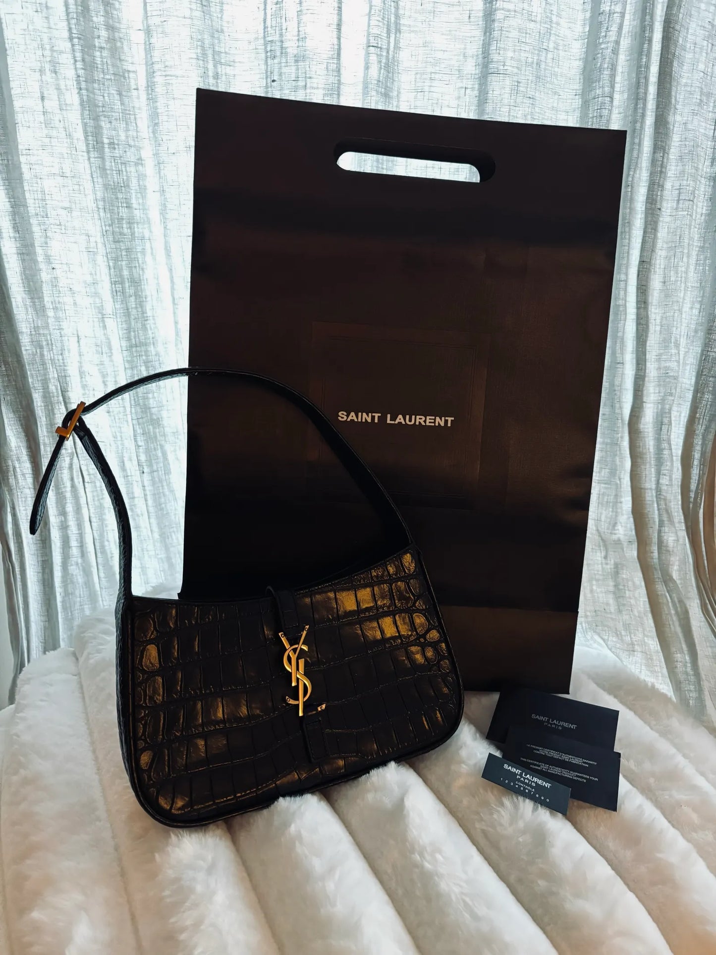 Yves Saint Laurent Le 5 À 7 In Crocodile-embossed Shiny Leather Handbag