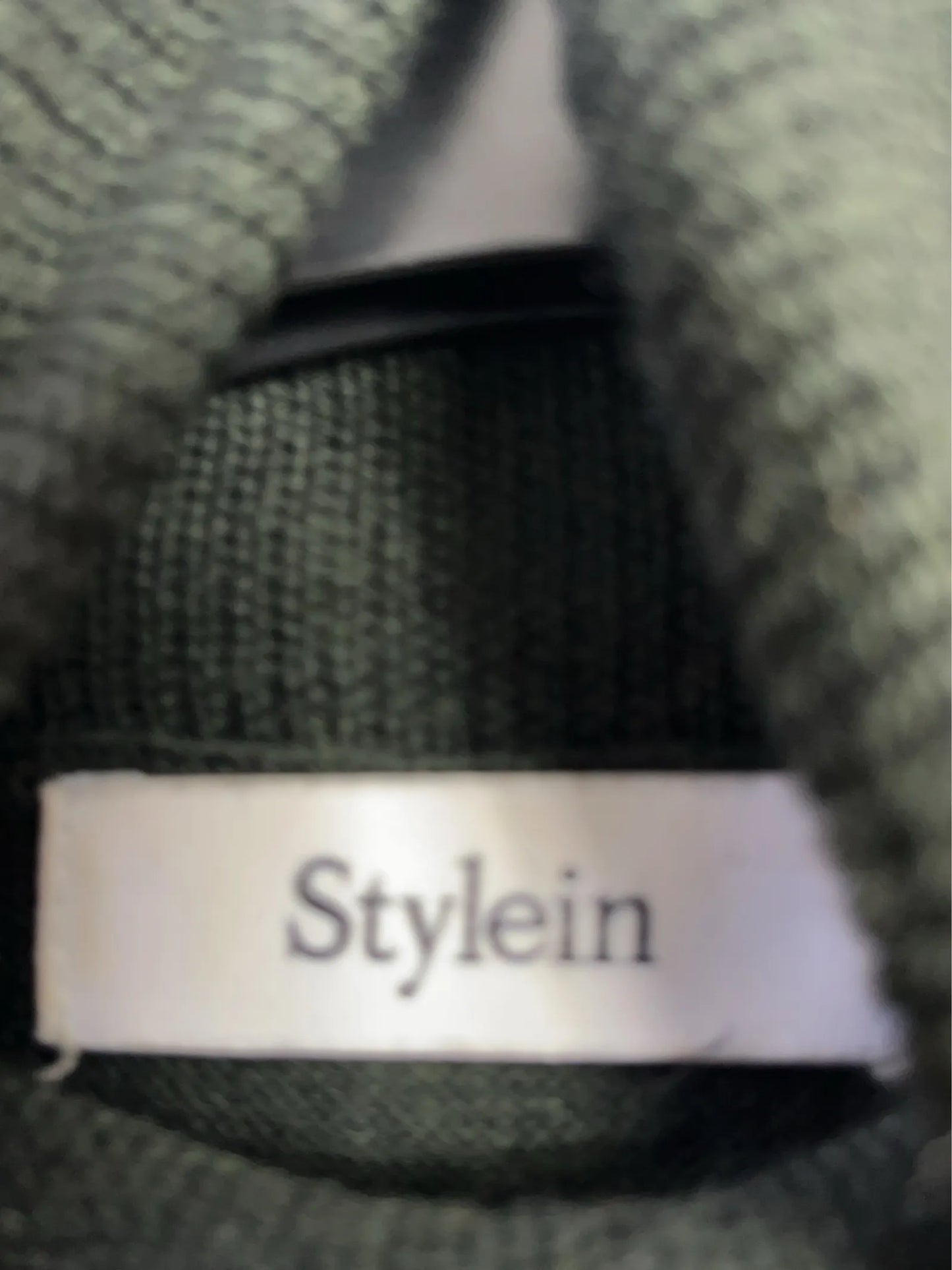 Stylein-ullklänning