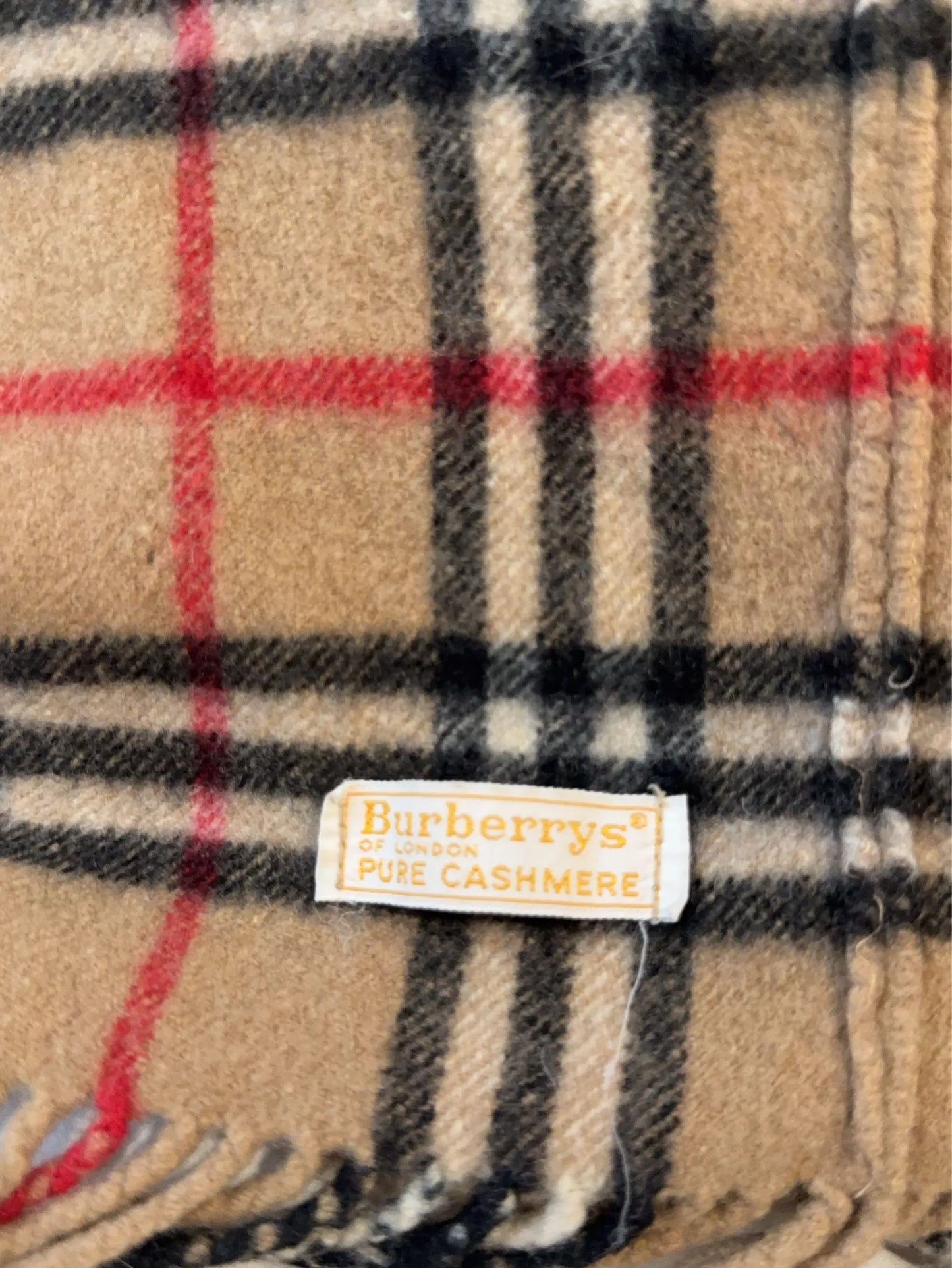 Burberry-kashmirhalsduk