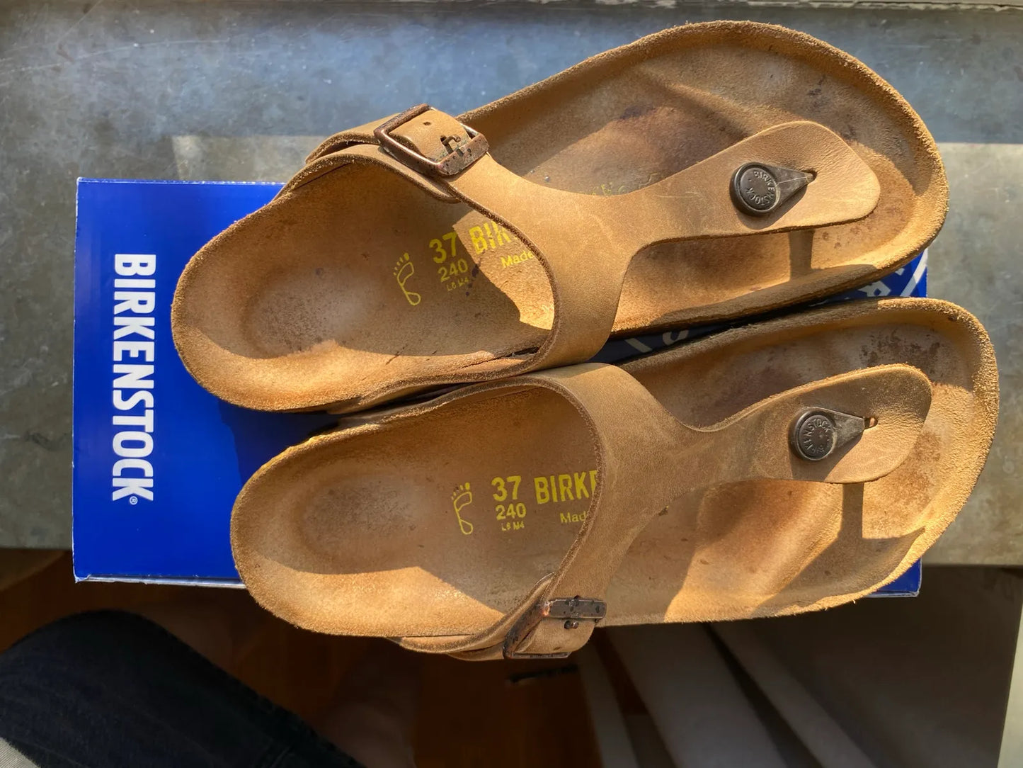 Birkenstock Gizeh-skinnsandaler