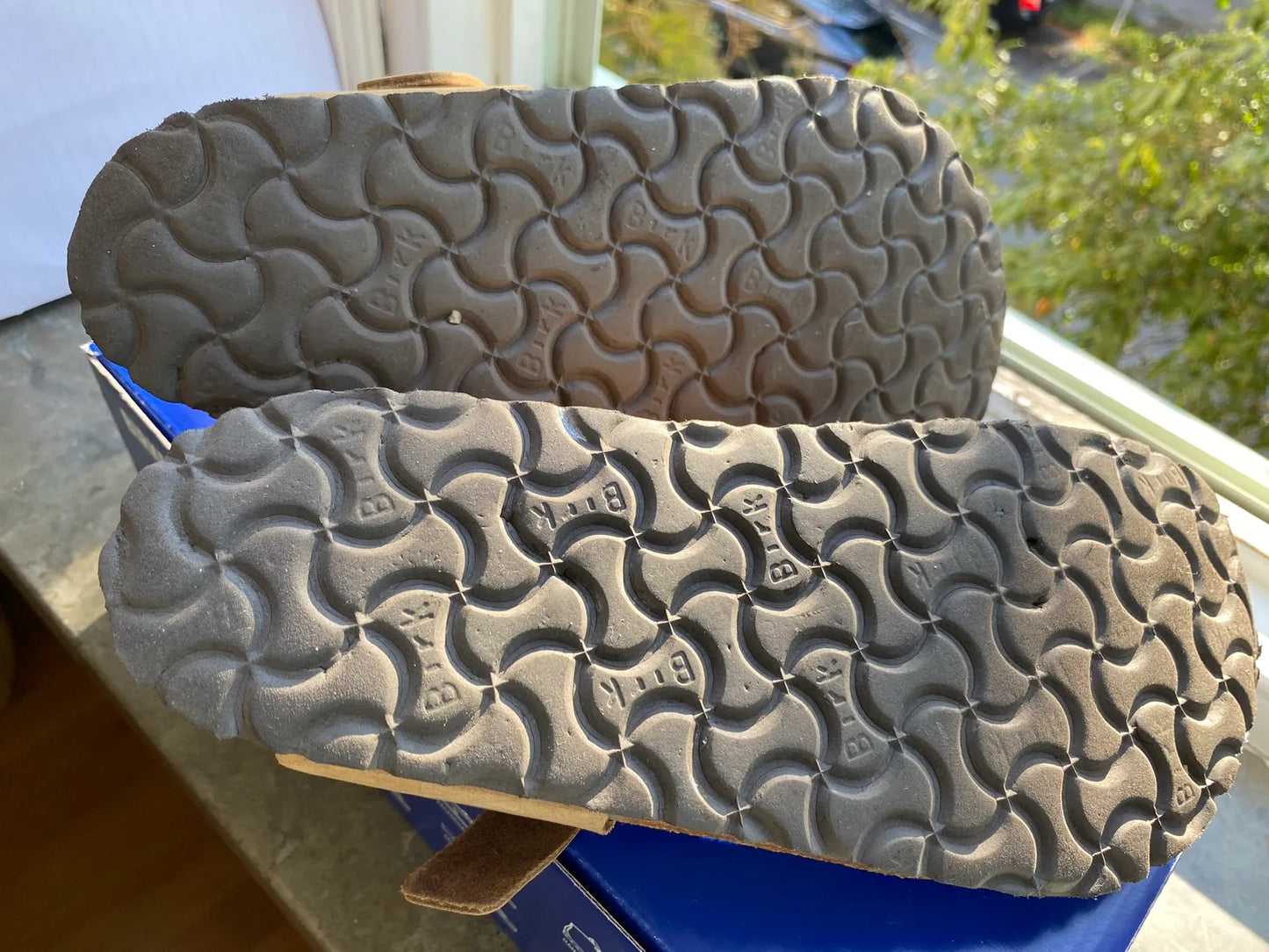 Birkenstock Gizeh-skinnsandaler
