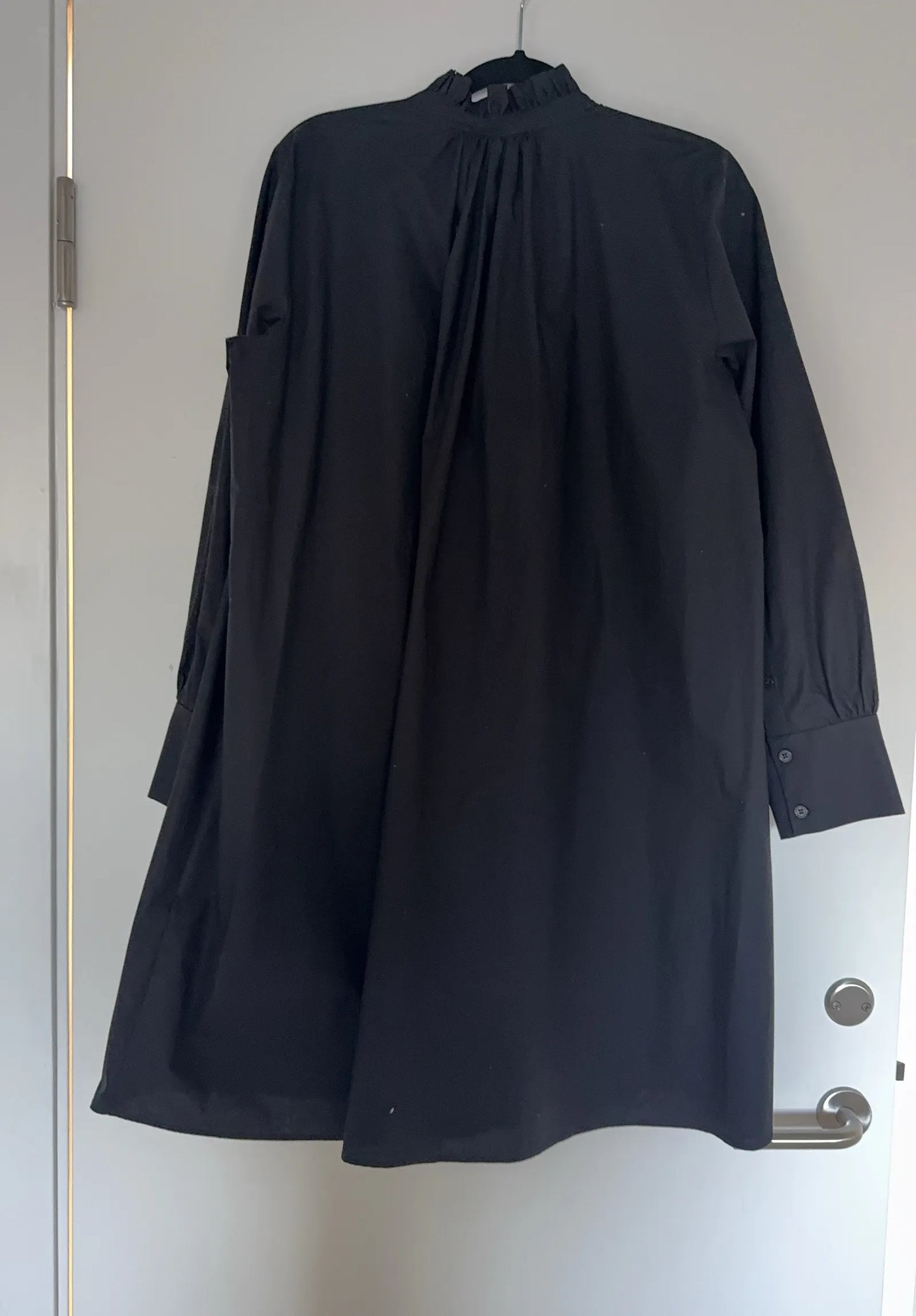 Cos-klänning