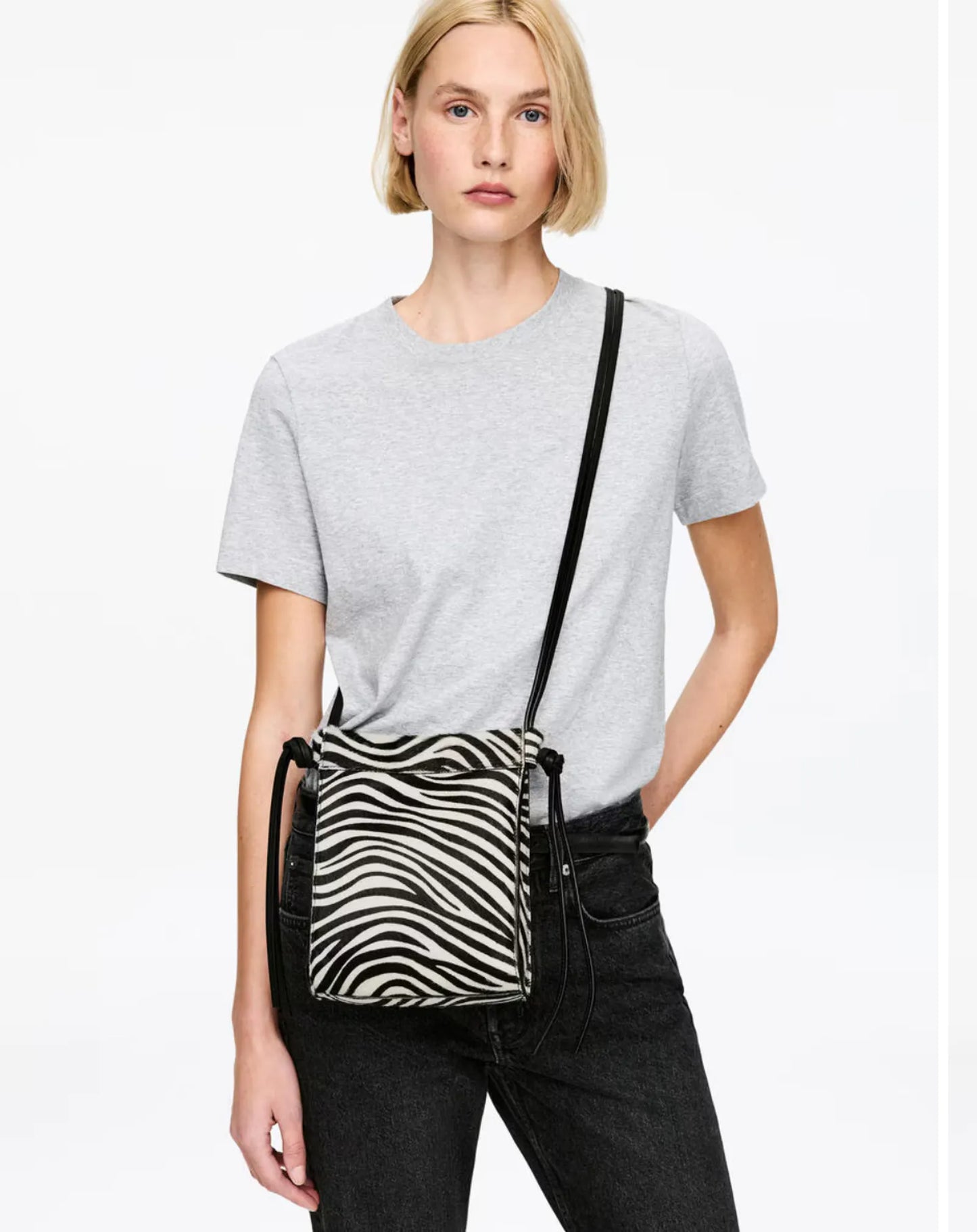 Arket Shoulder bag