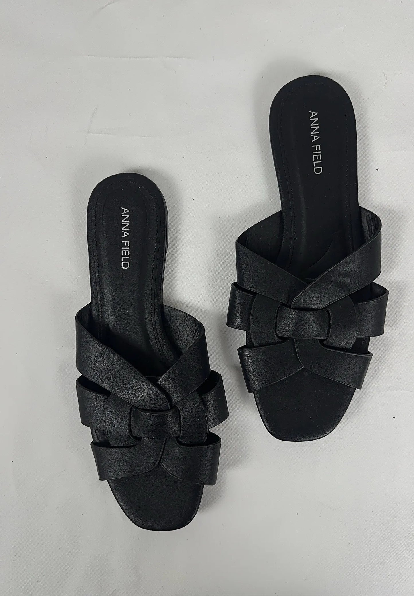 Anna Field-skinnsandaler