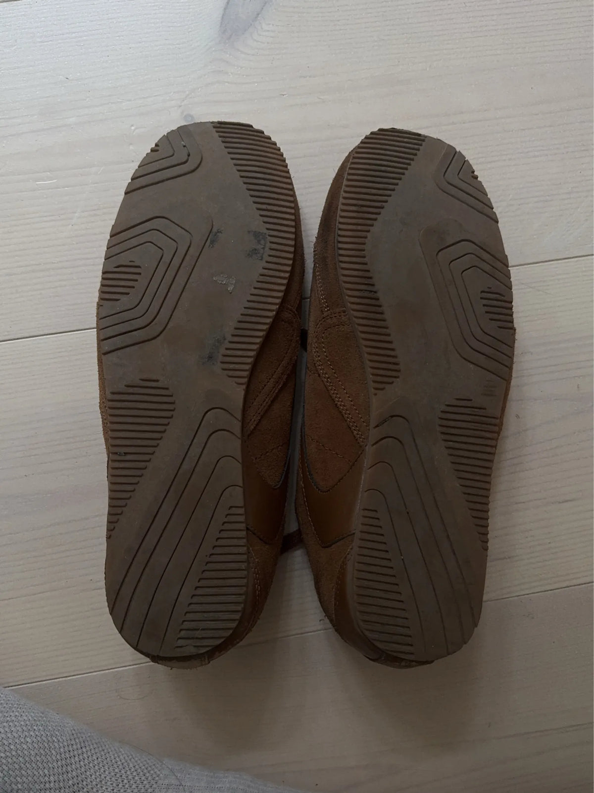 Cos Sneakers