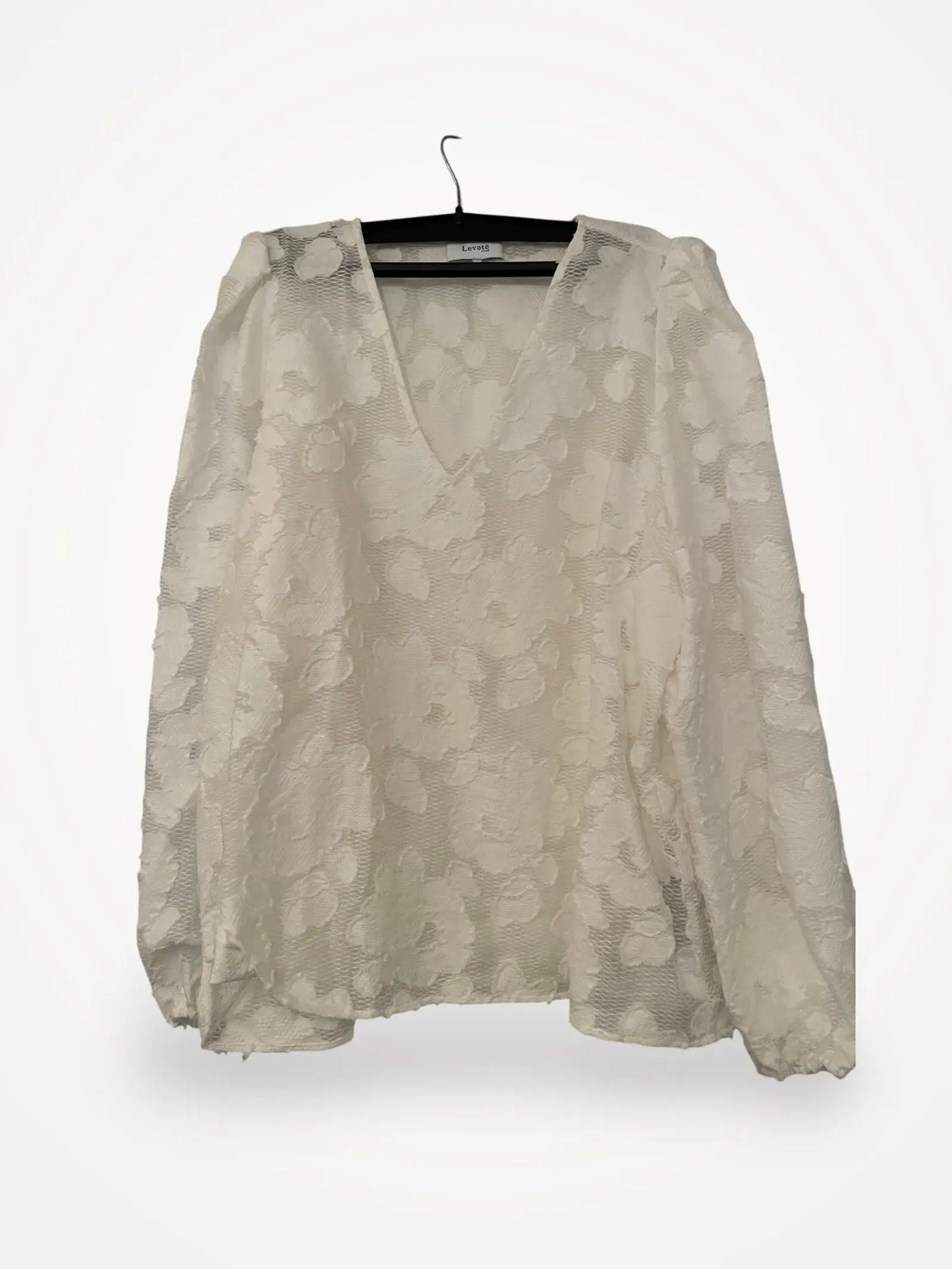 Levete Room Lr-kisser-blus NWOT