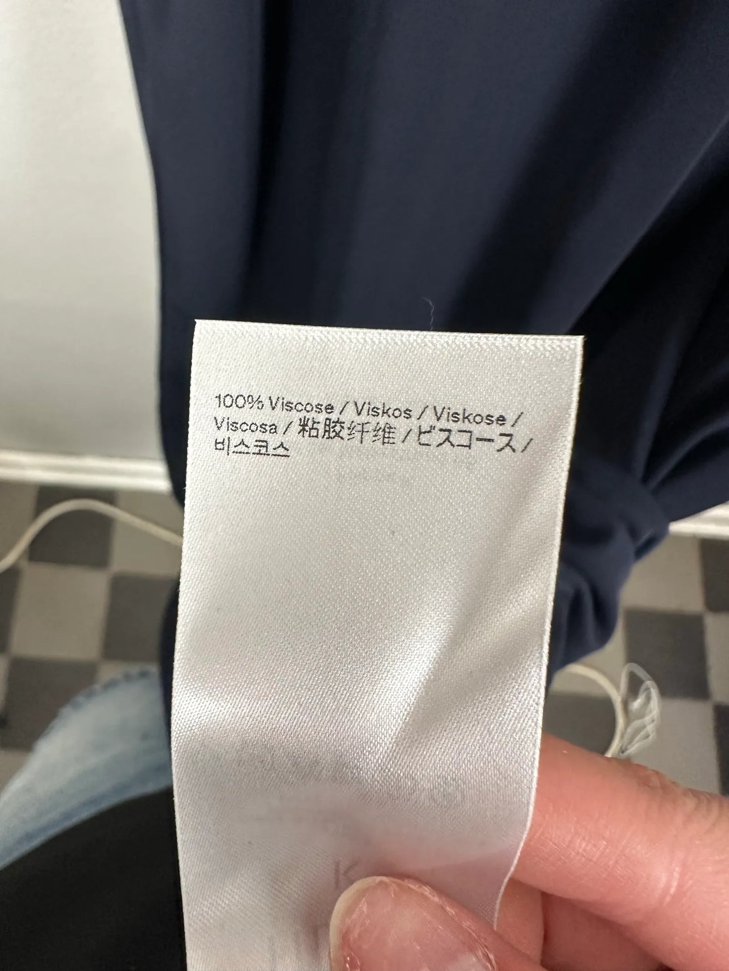 Filippa K Crepe Jersey Batwing-klänning NWOT