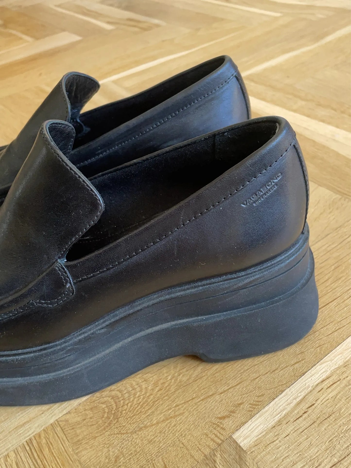 Vagabond Carla Platform Loafers