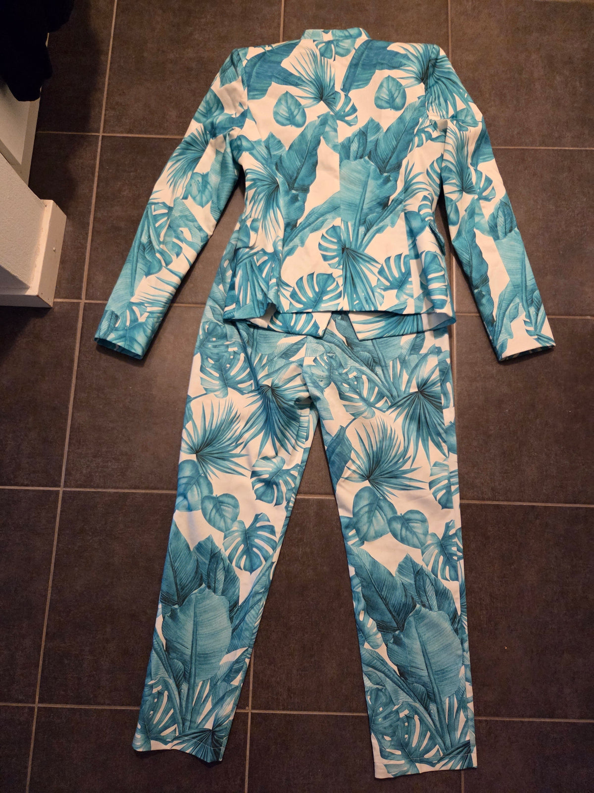 Rinascimento Verde Acqua Suit