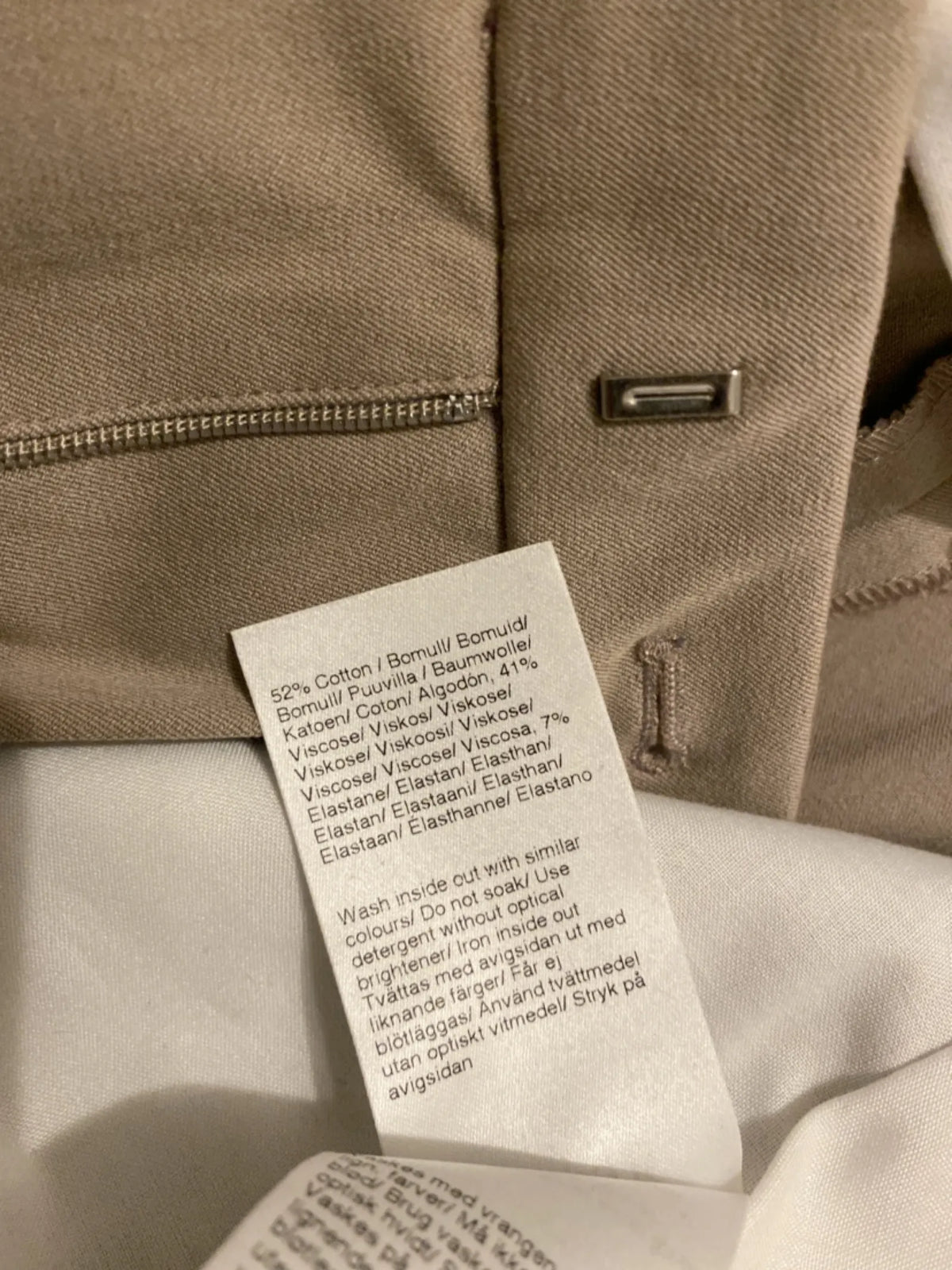 Filippa K-chinos