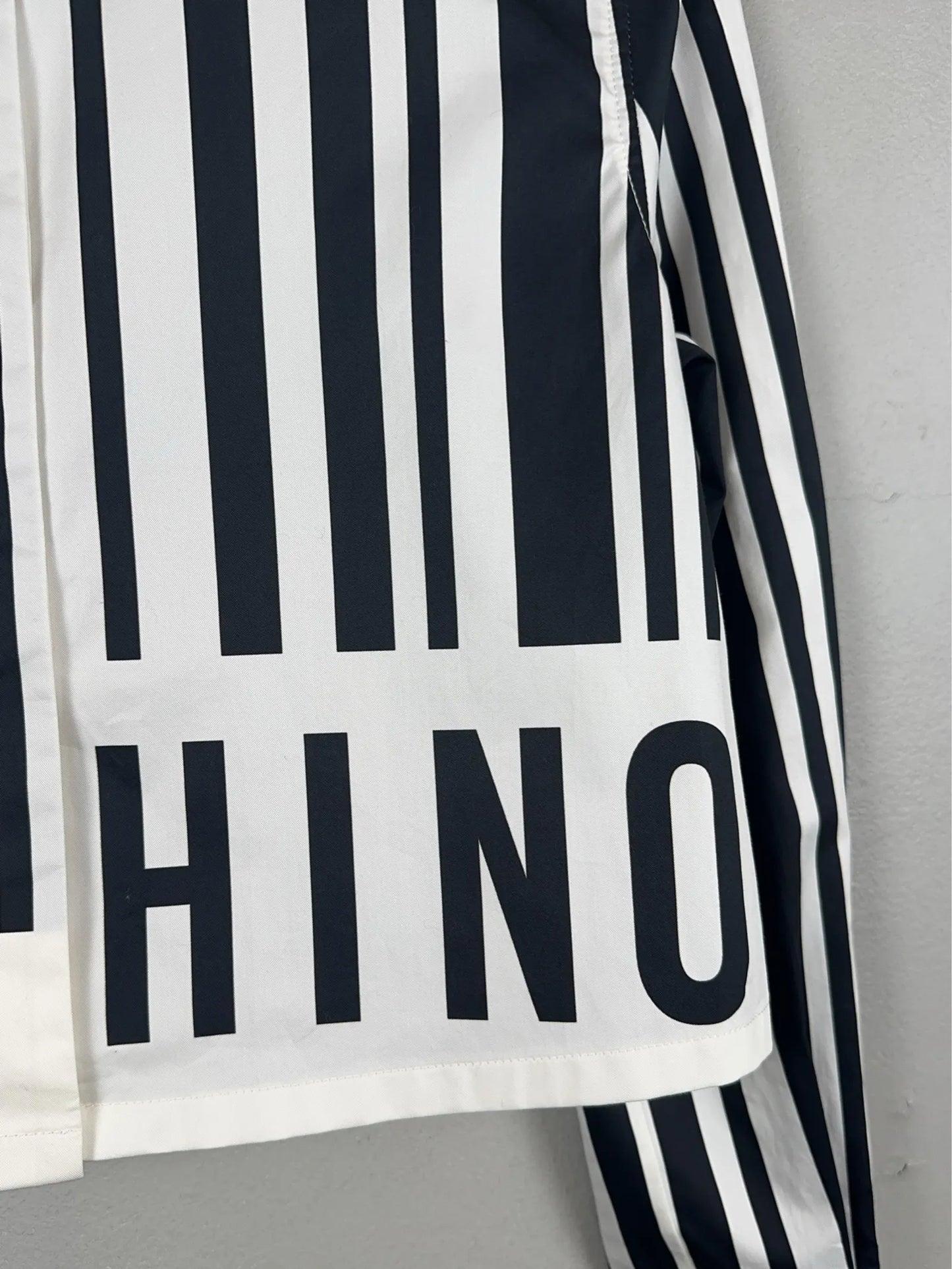 Moschino-skjorta NWT
