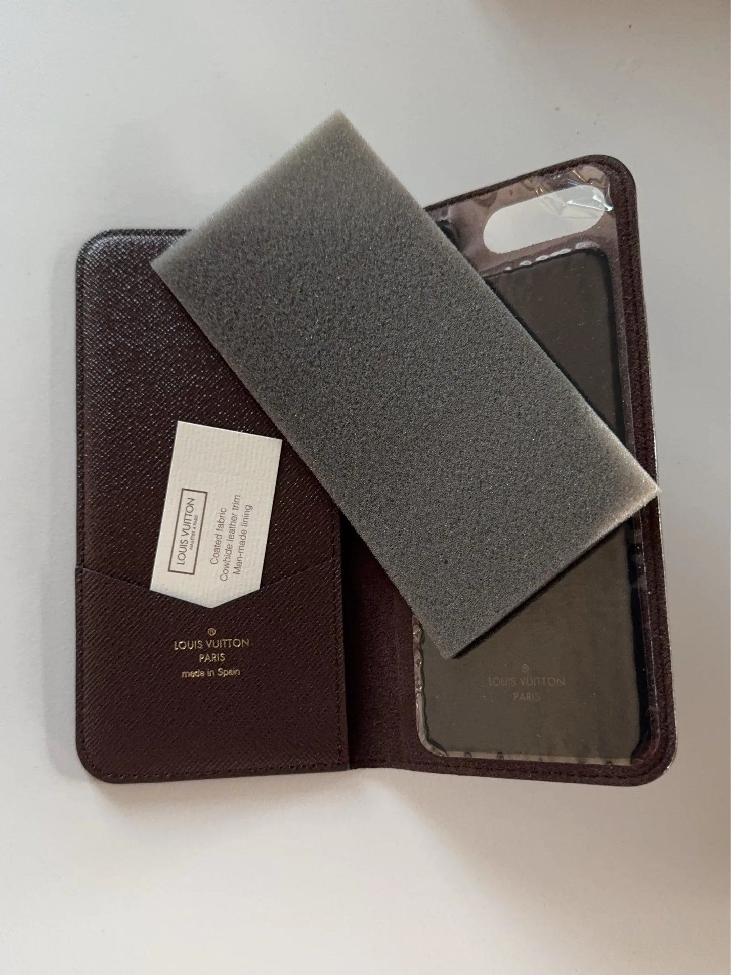 Louis Vuitton Case Iphone 7-skinnplånbok NWOT