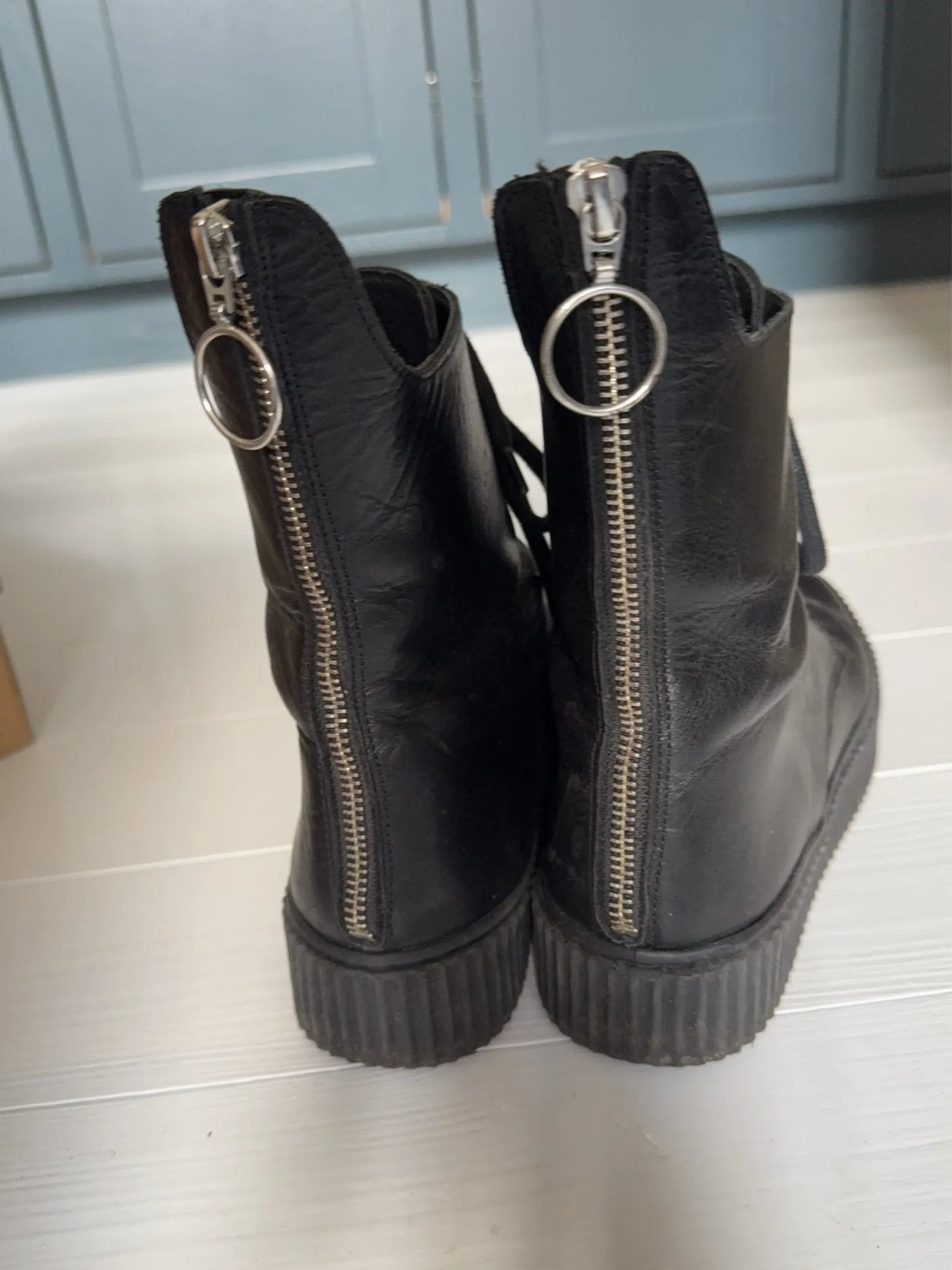 Blankens The Camden Zipper Boots