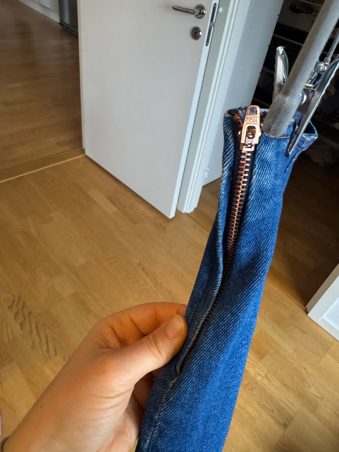Lazzari-kjol NWOT