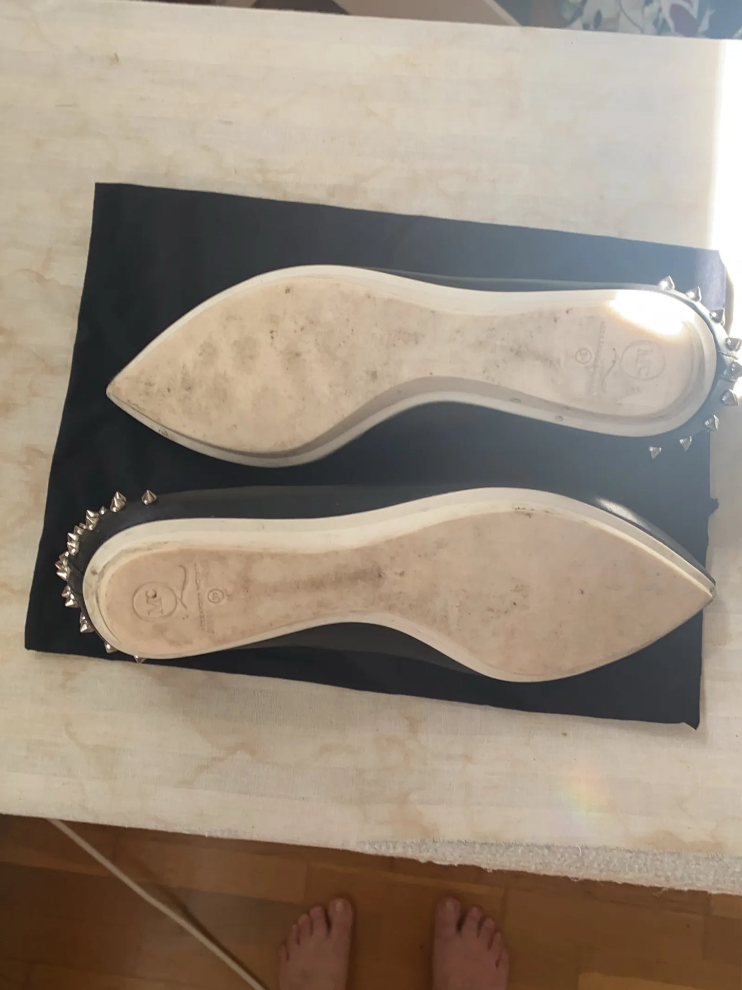Alexander Mcqueen Studded Pointy Pump Nappa Ballet flats