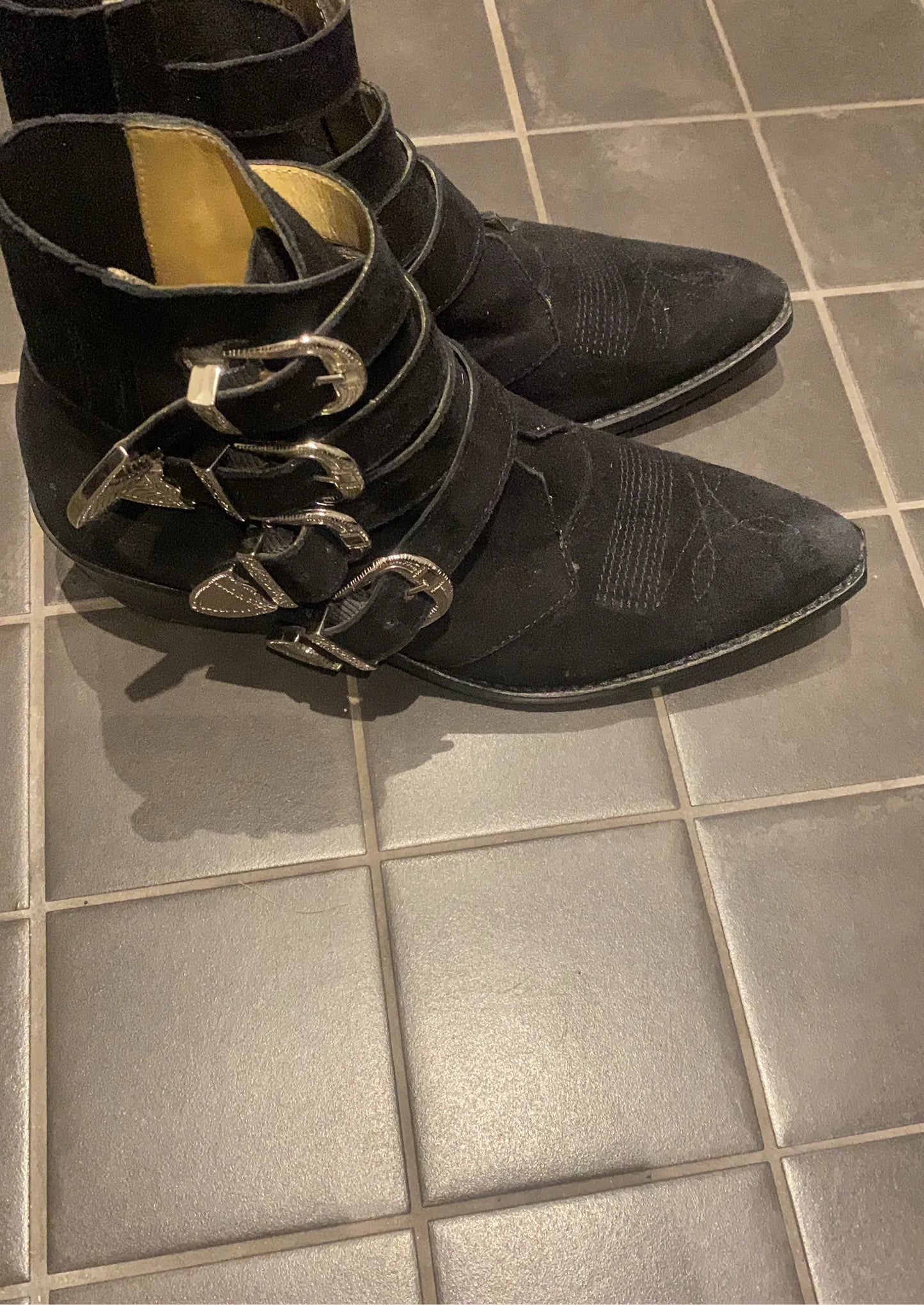 Toga Pulla-boots