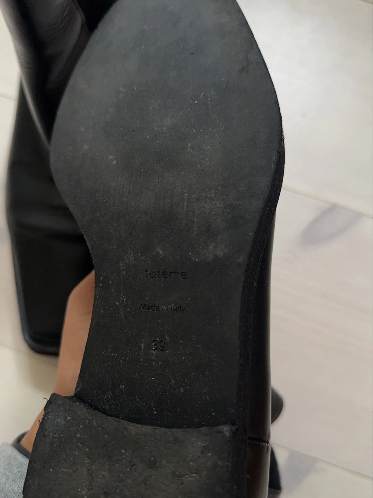 Toteme Chelsea- Med Fyrkantig Tå Boots
