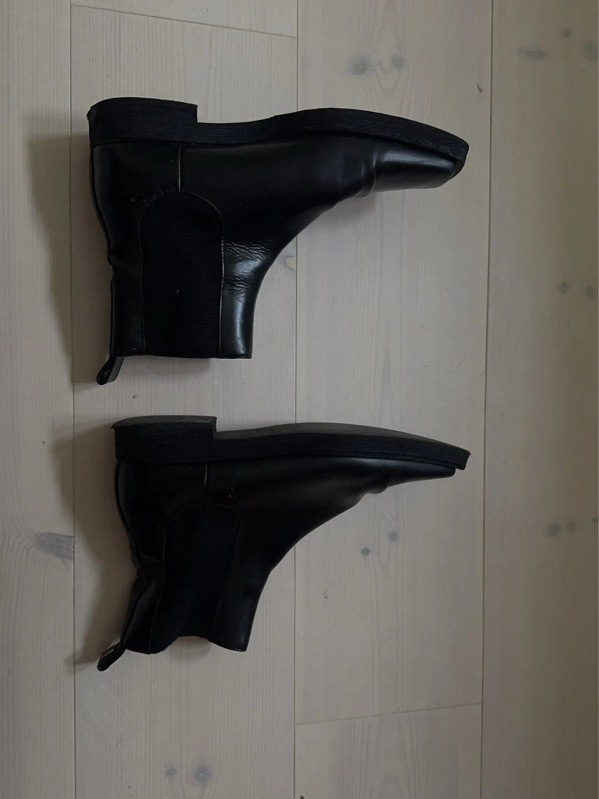 Toteme Chelsea- Med Fyrkantig Tå Boots