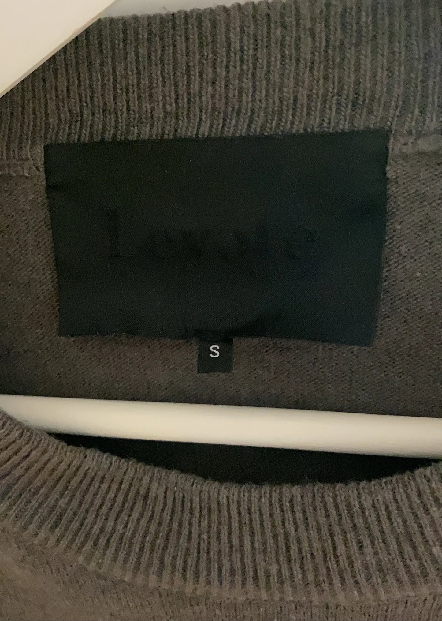 Levete Room-ulltröja