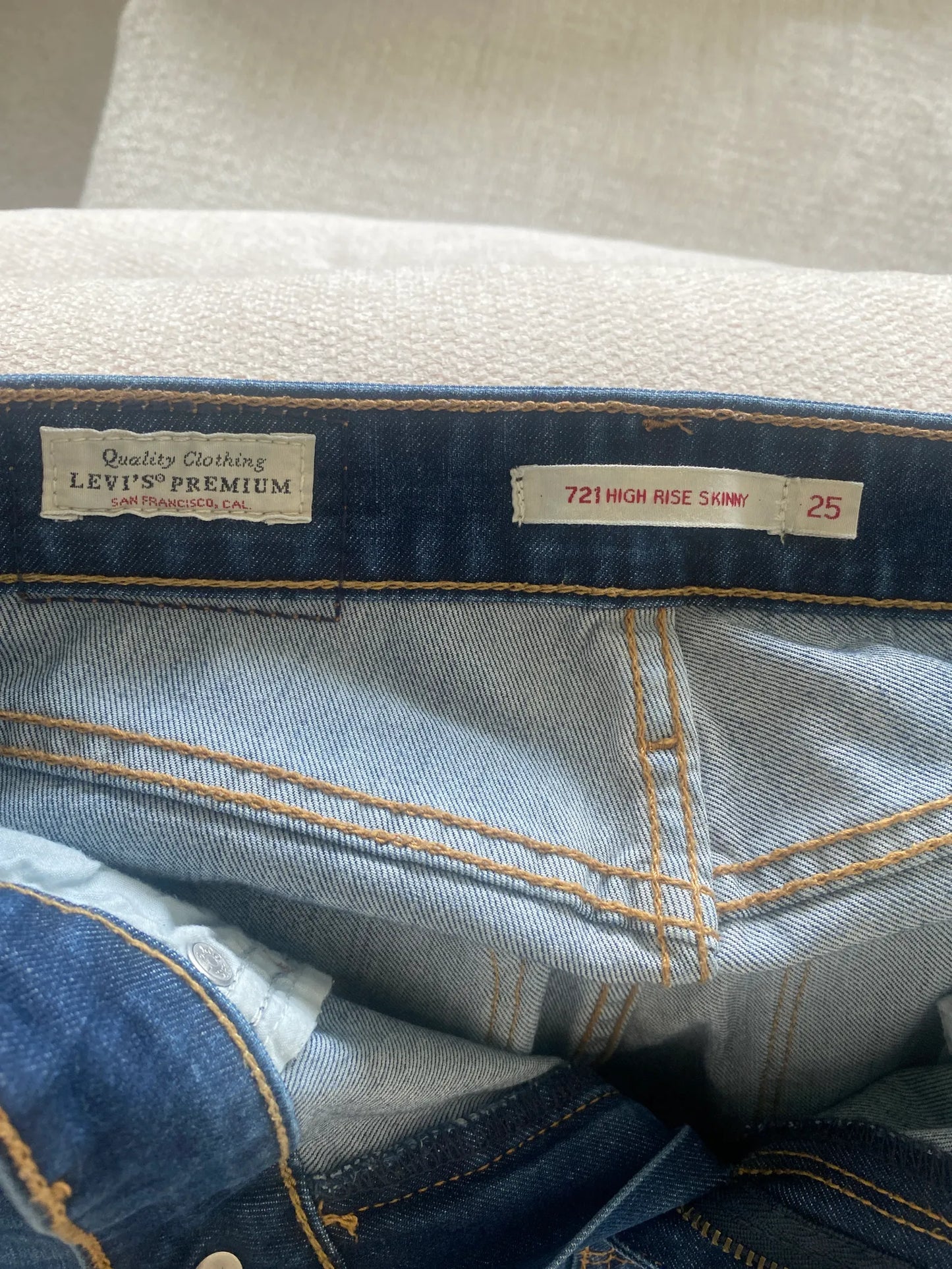 Levi's 721 High Rise Skinny-jeans