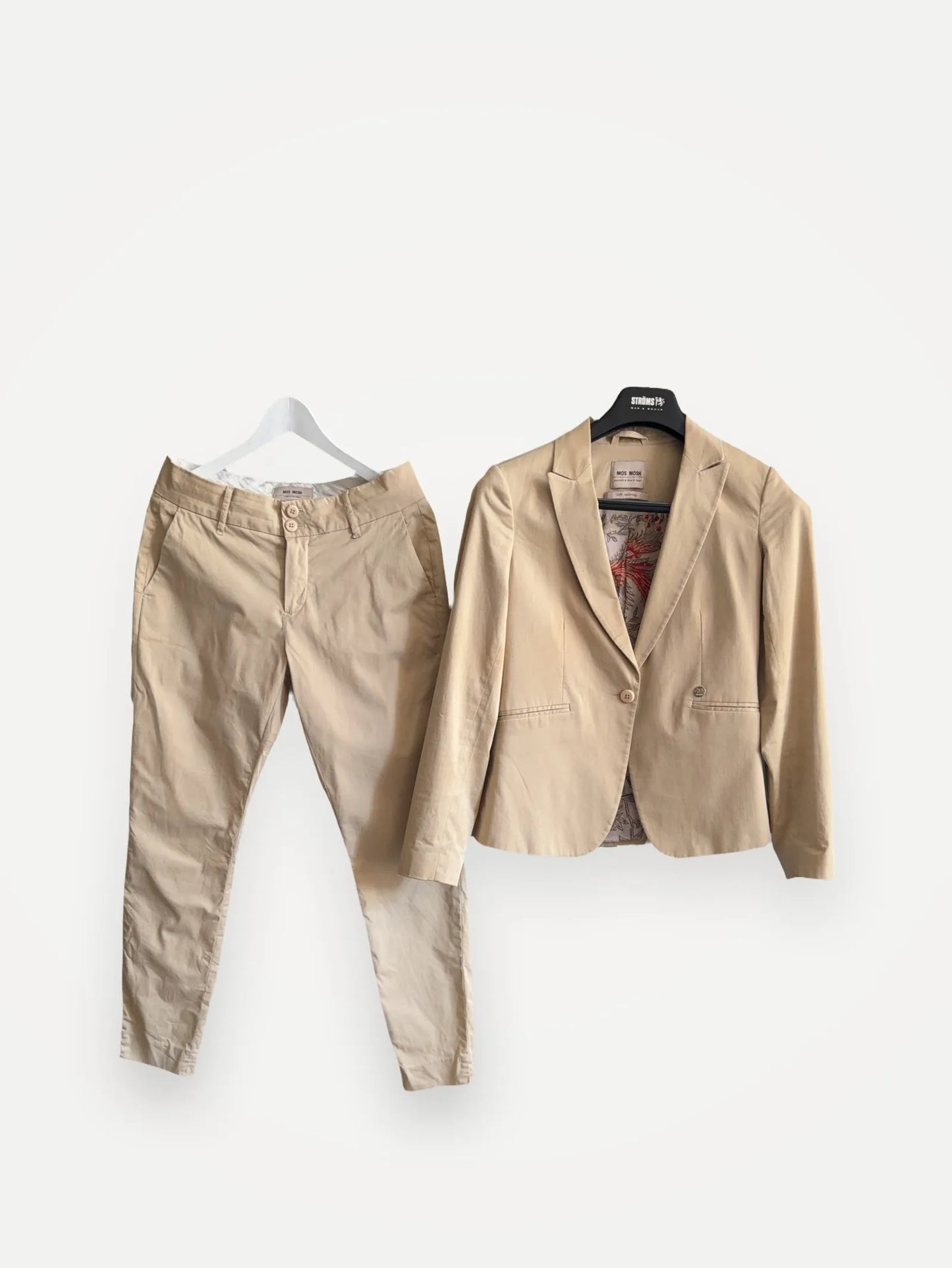 Mos Mosh Suit