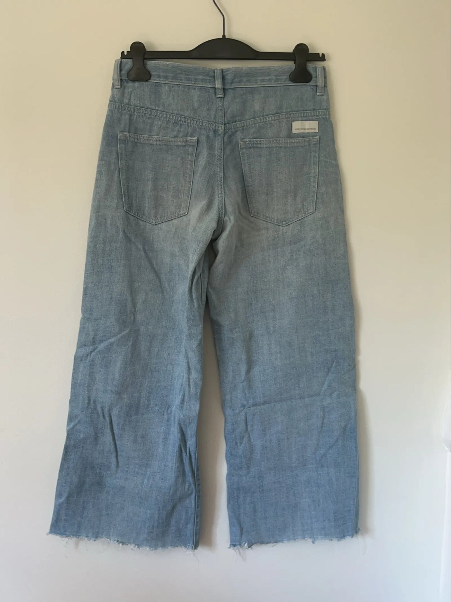 Nine In The Morning Voice-jeans