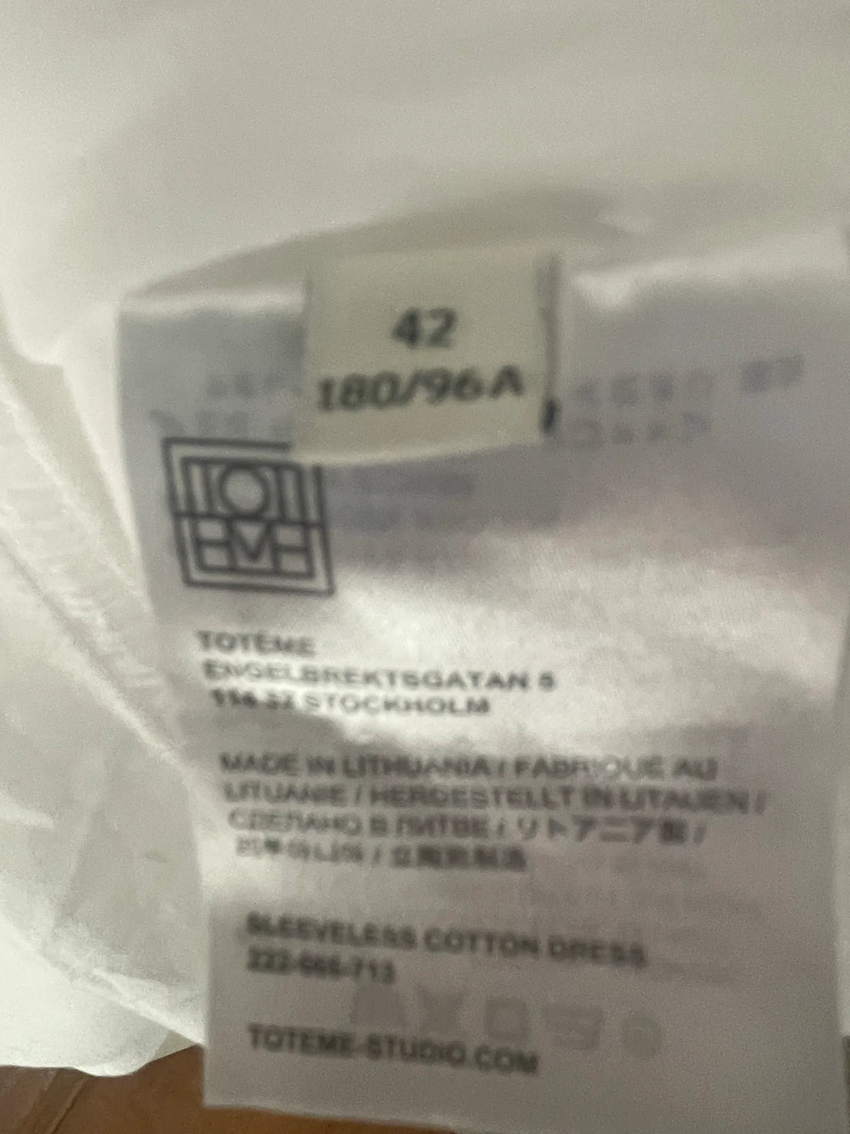 Toteme-klänning