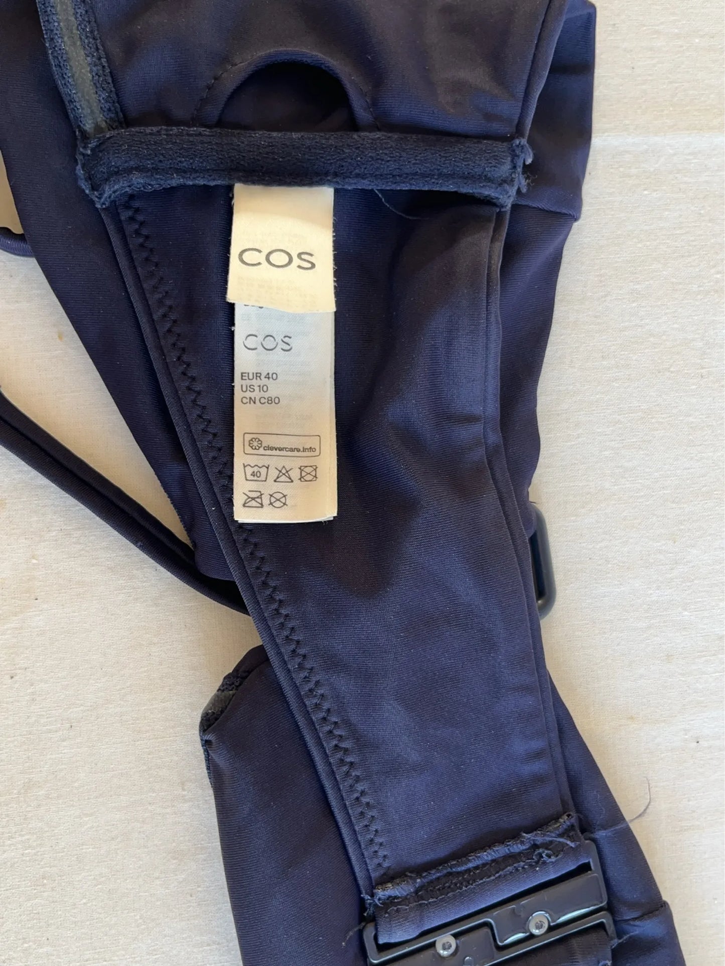 Cos Bikini