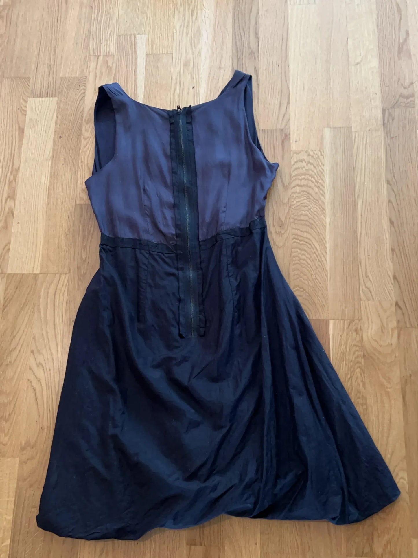 Twist & Tango Dress