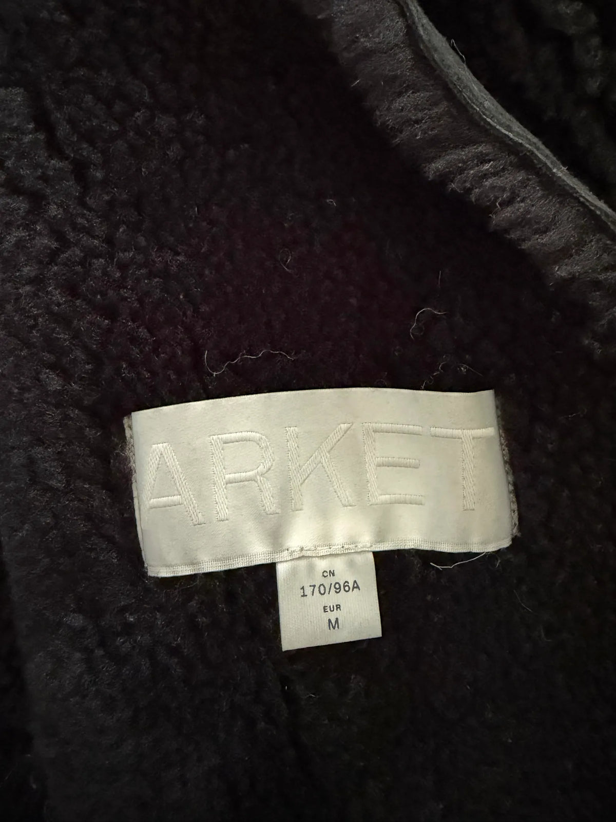 Arket-skinnjacka