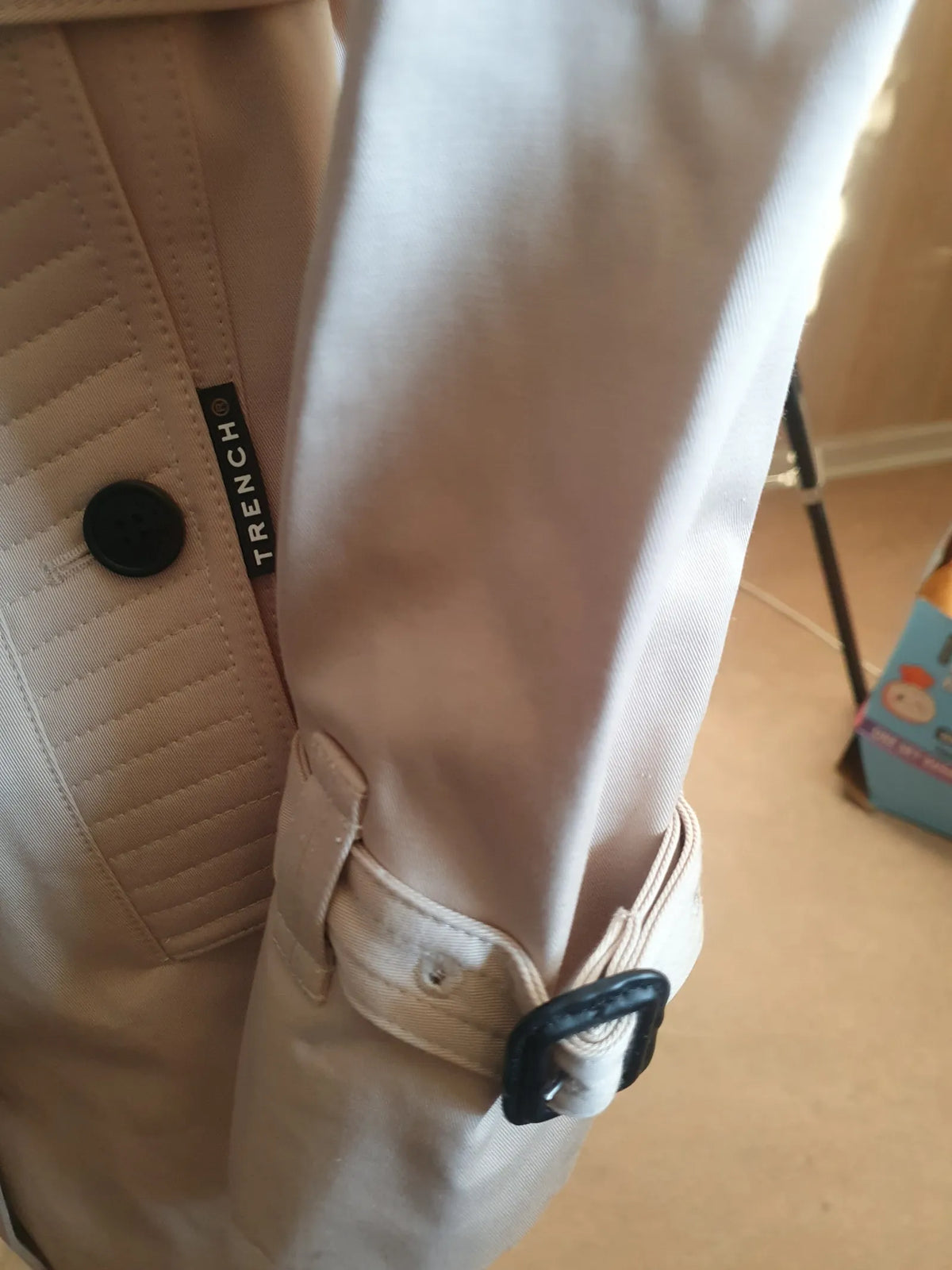 Trench London-trenchcoat NWOT