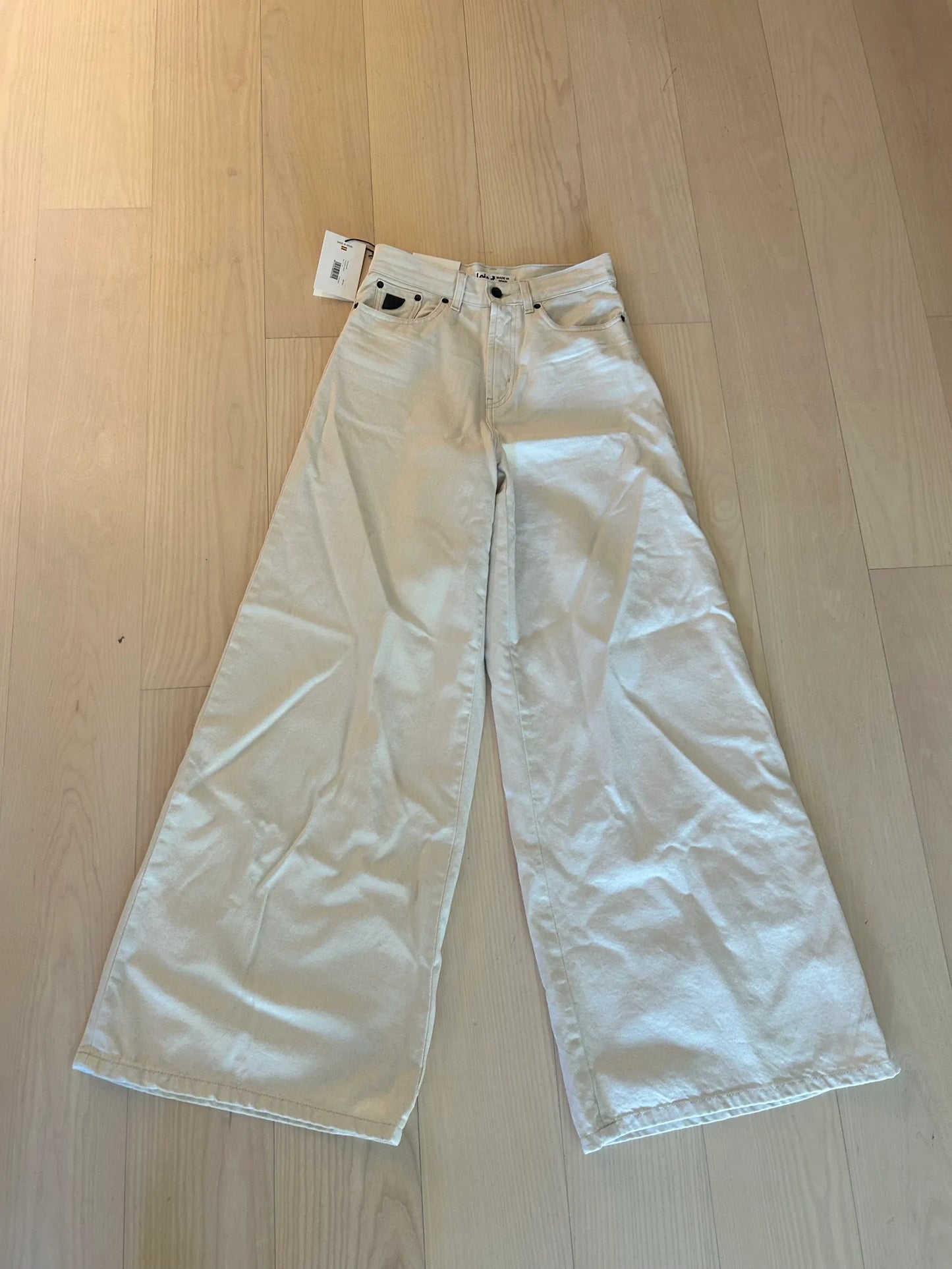 Lois Marlene-jeans NWT