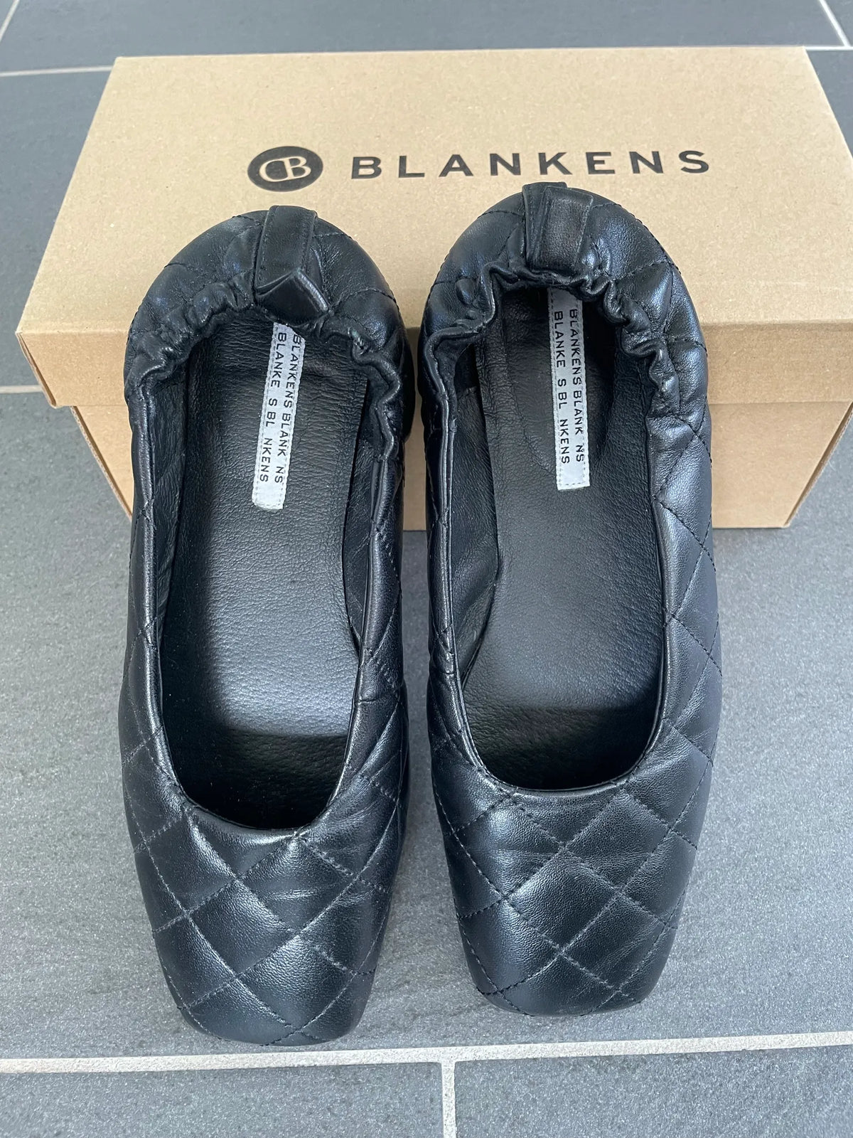 Blankens The Leah Quilted-skinnballerinaskor NWT