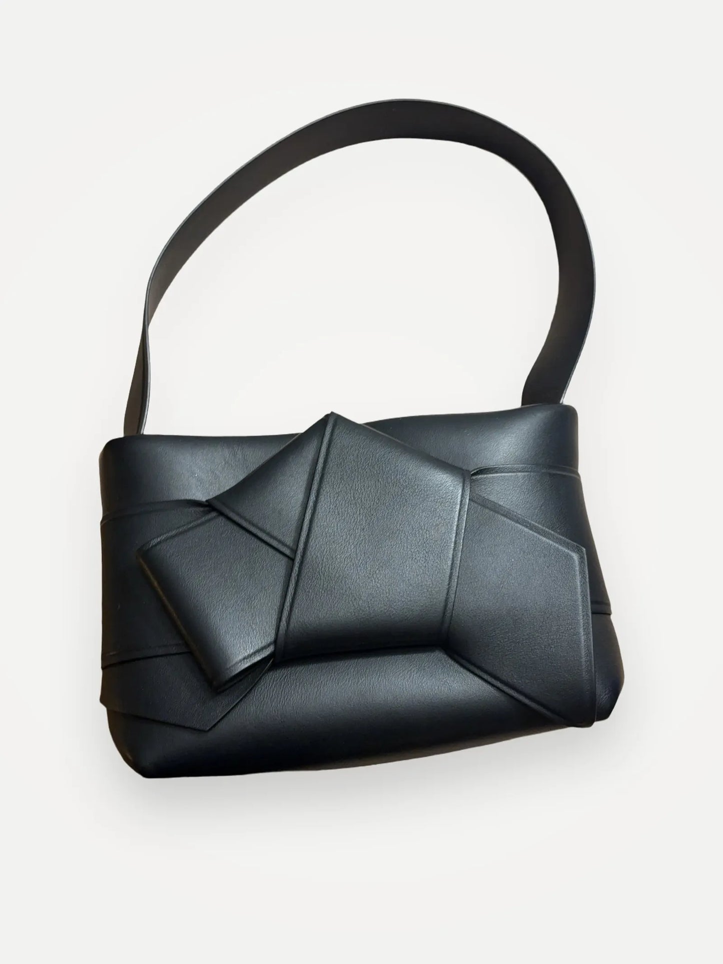 Acne Studios Musubi Shoulder-skinnaxelremsväska