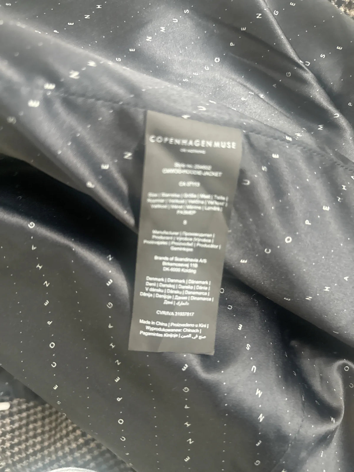 Copenhagen Muse Woo-ullkavaj NWOT