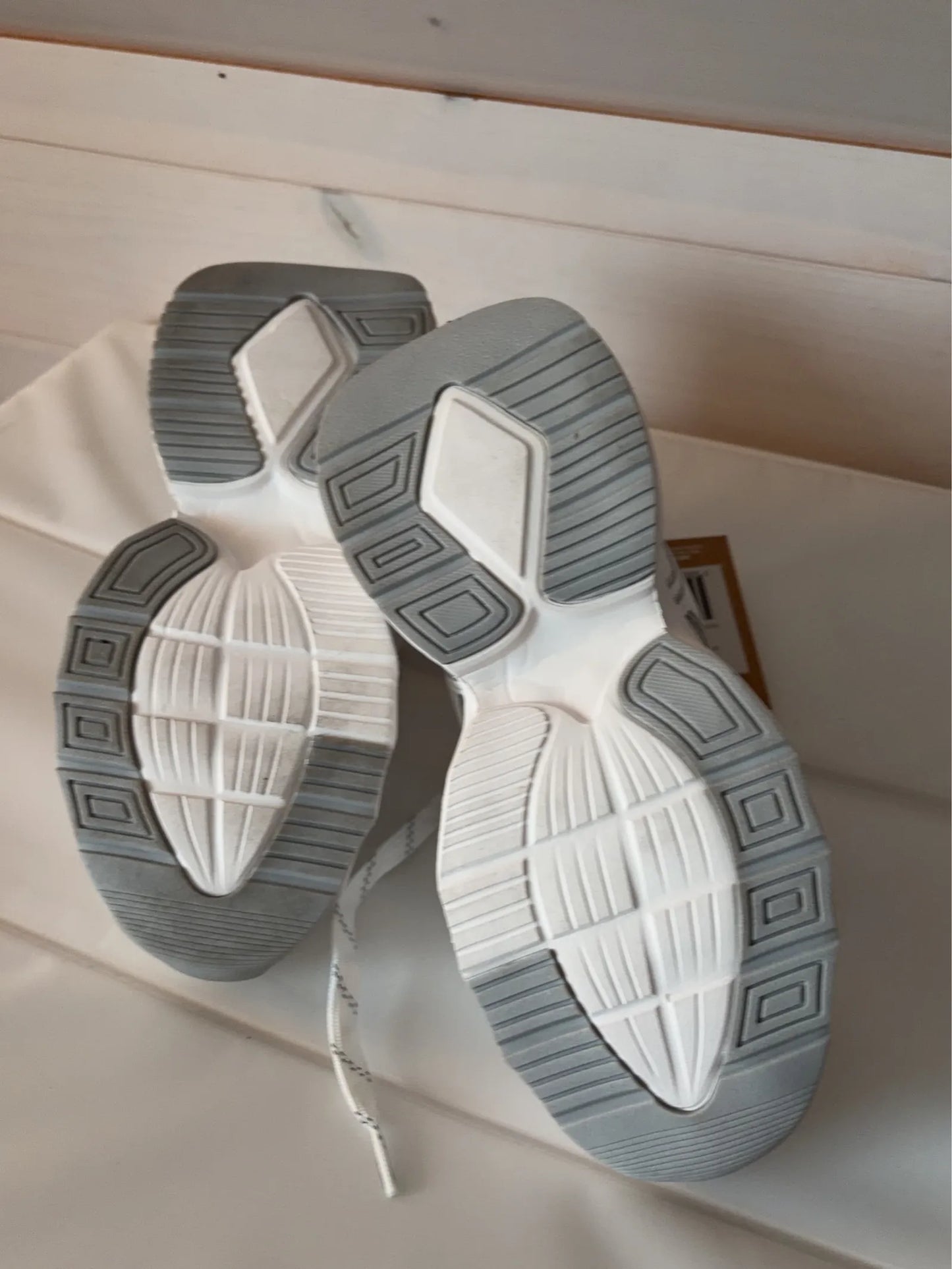 Aim’n Athena 100 Sneakers