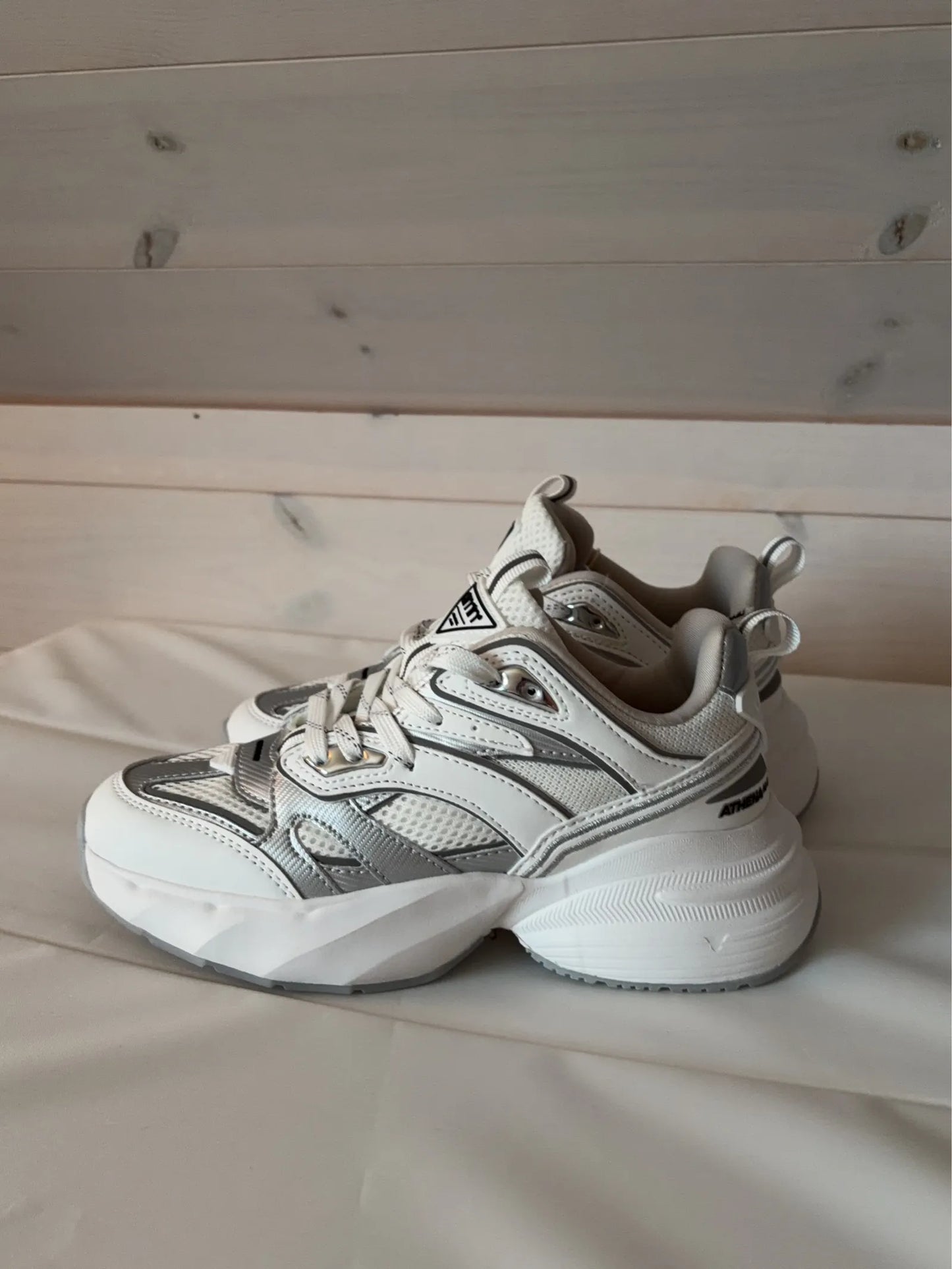Aim’n Athena 100 Sneakers