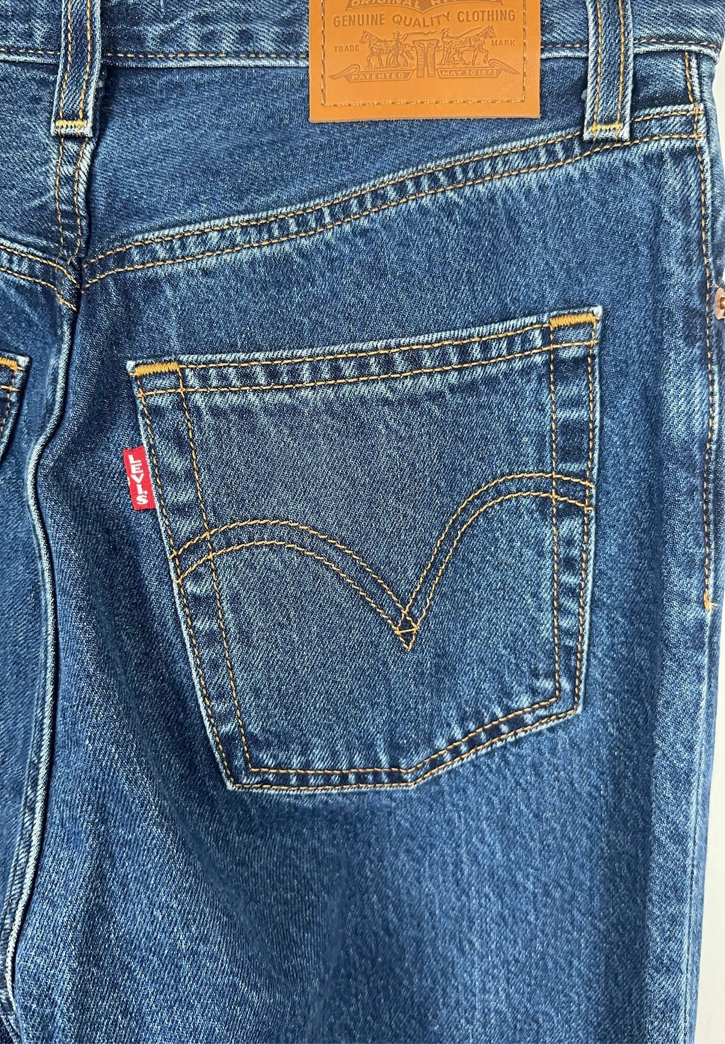 Levi's Ribcage Straight Jeans