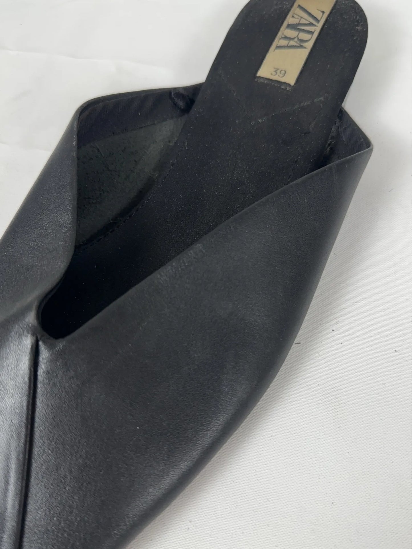 Zara-skinnsandaler