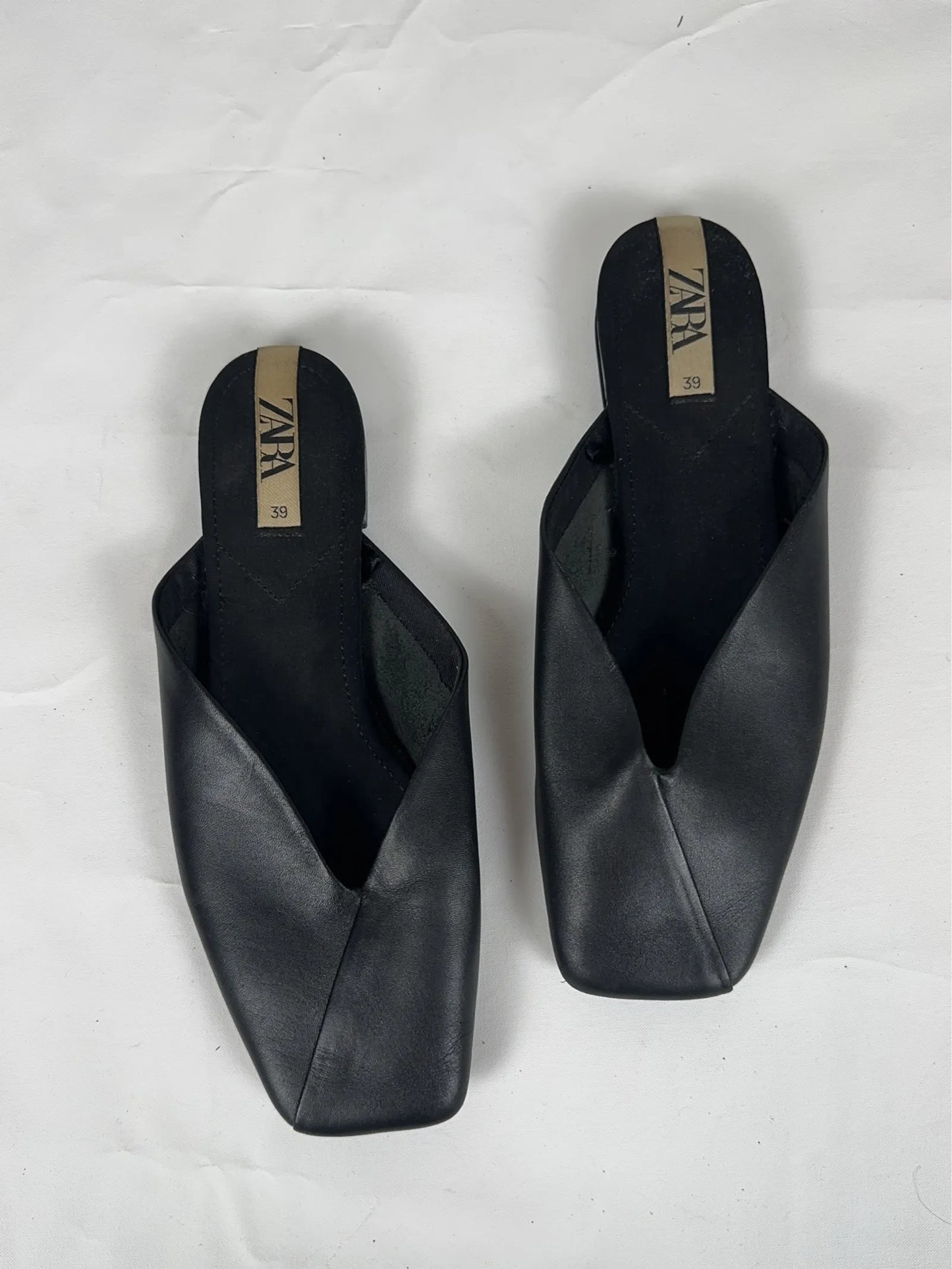 Zara-skinnsandaler