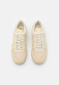Veja-skinnsneakers