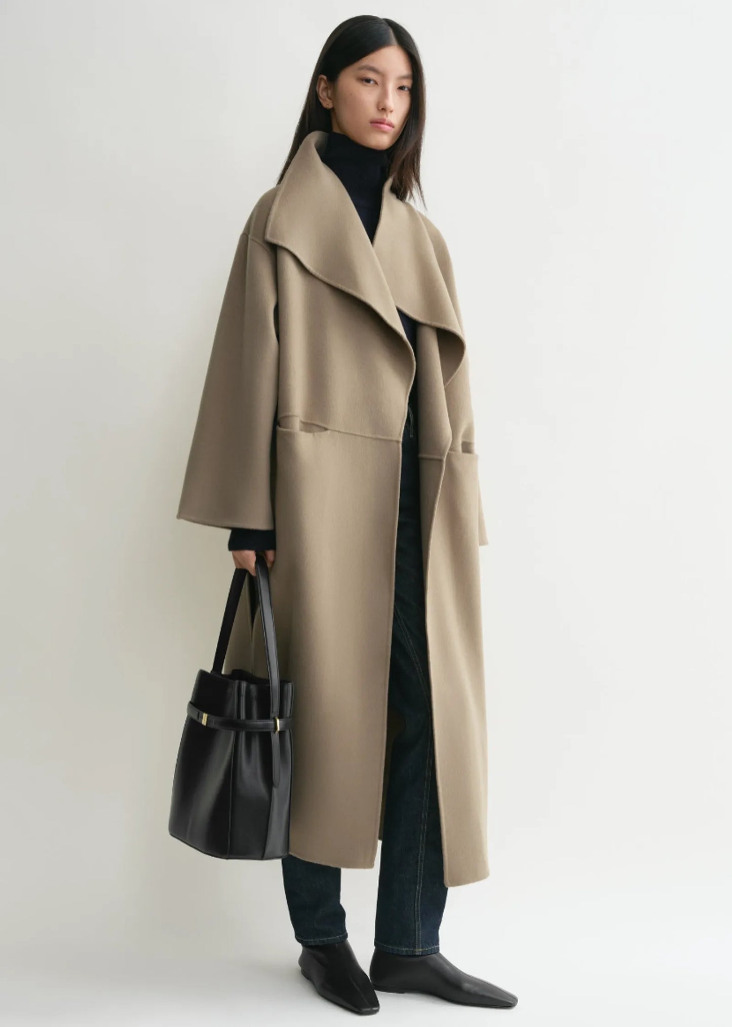 Toteme Signature Wool Cashmere Coat