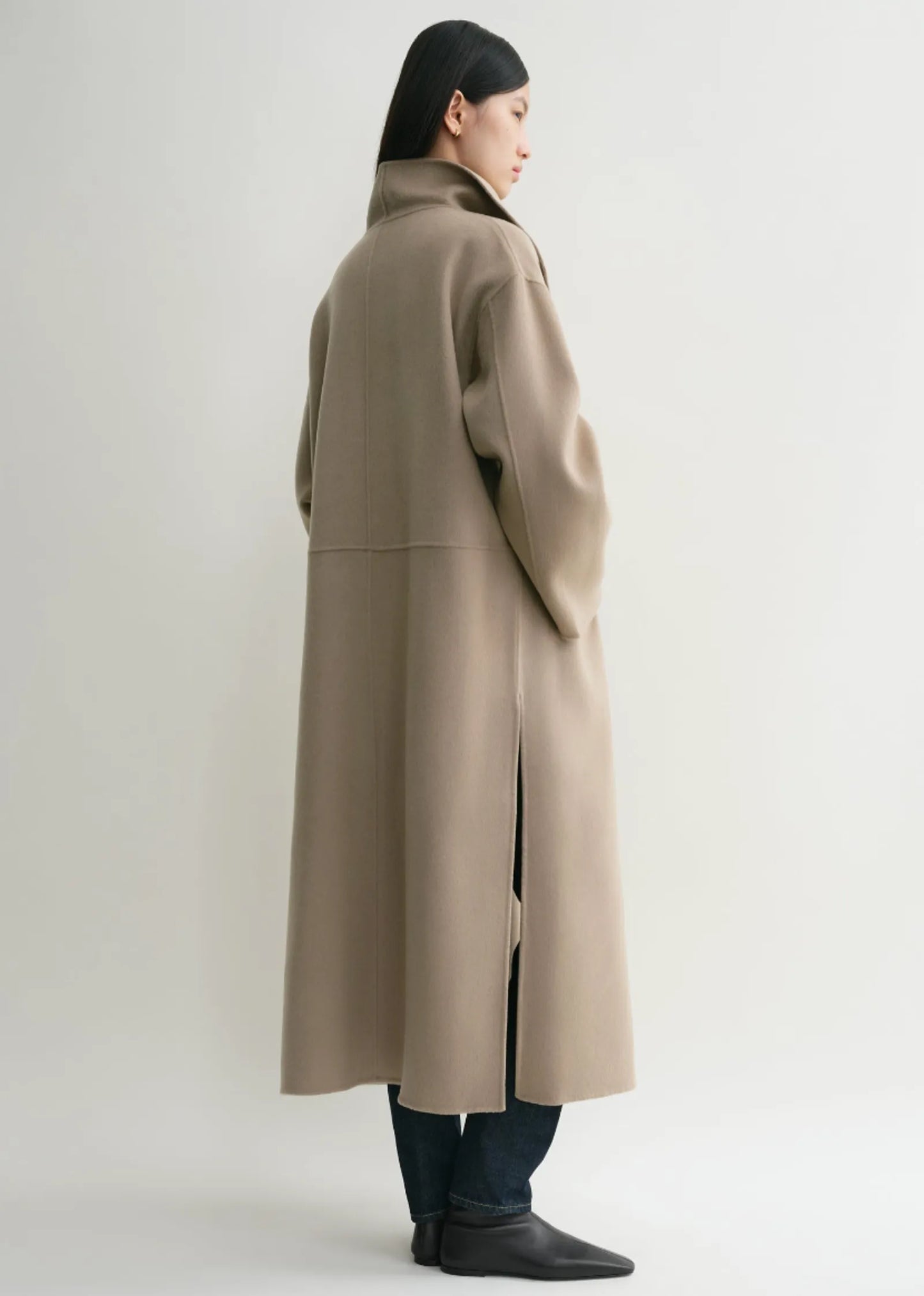 Toteme Signature Wool Cashmere Coat