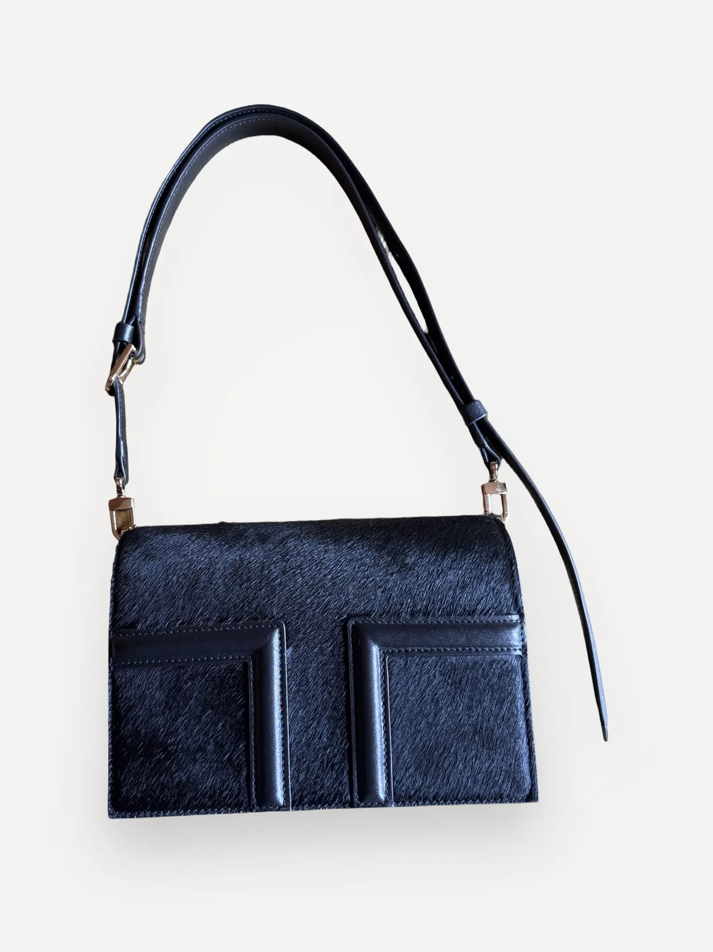 Toteme Mini T-flap-skinnaxelremsväska