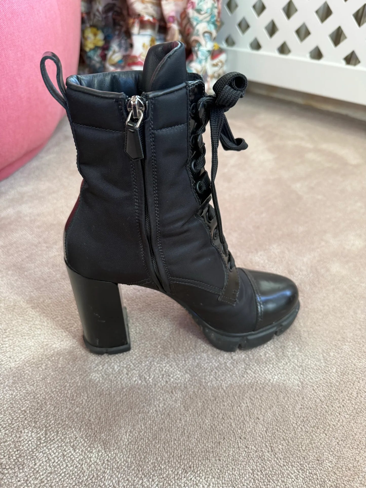 Prada Leather-trimmed Lace-up-kängor