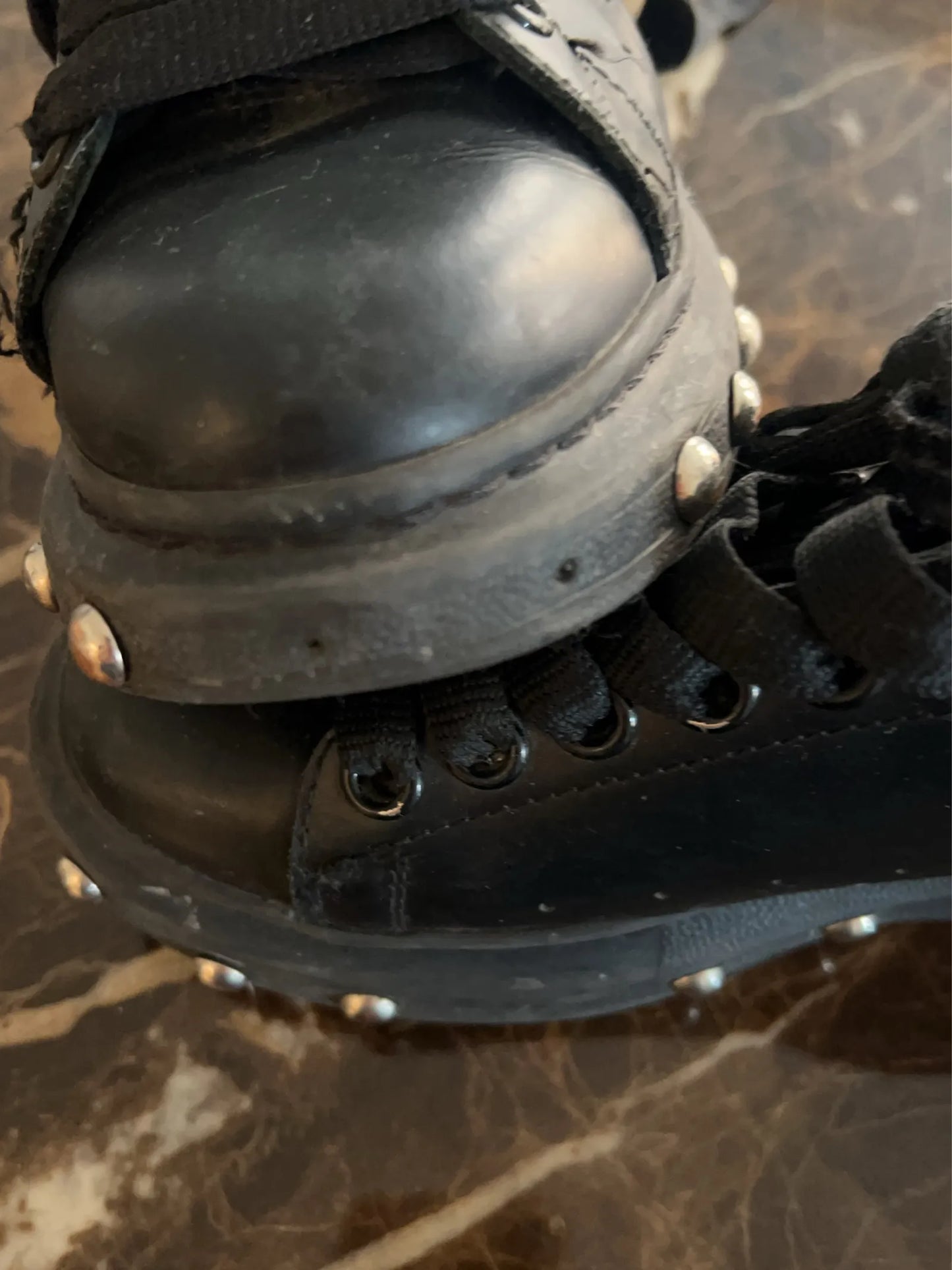 Alexander Mcqueen-skinnsneakers