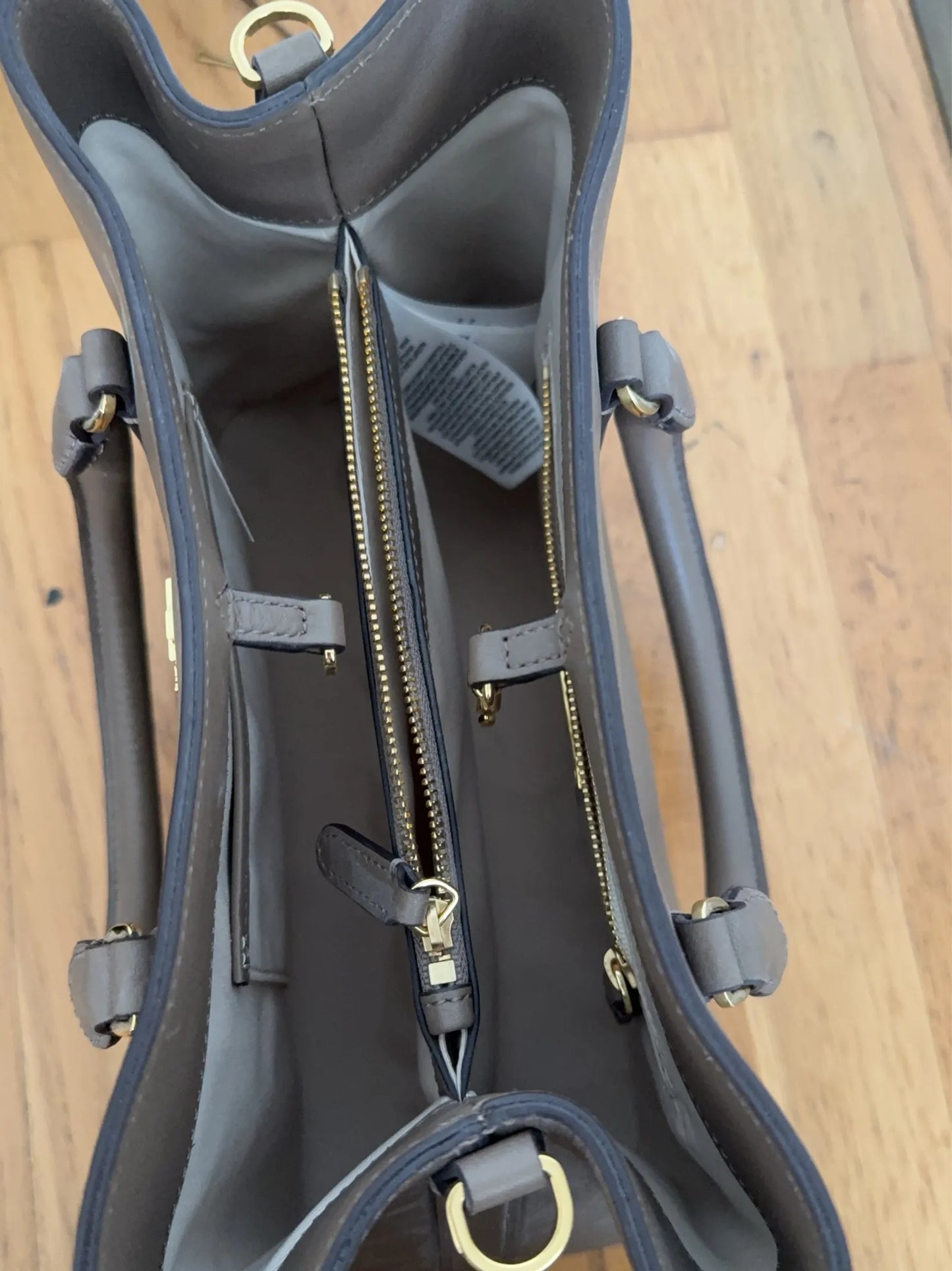 Ralph Lauren-skinnhandväska NWOT